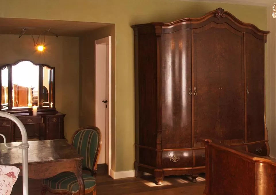 Photo of the whole room in Hotel Lux