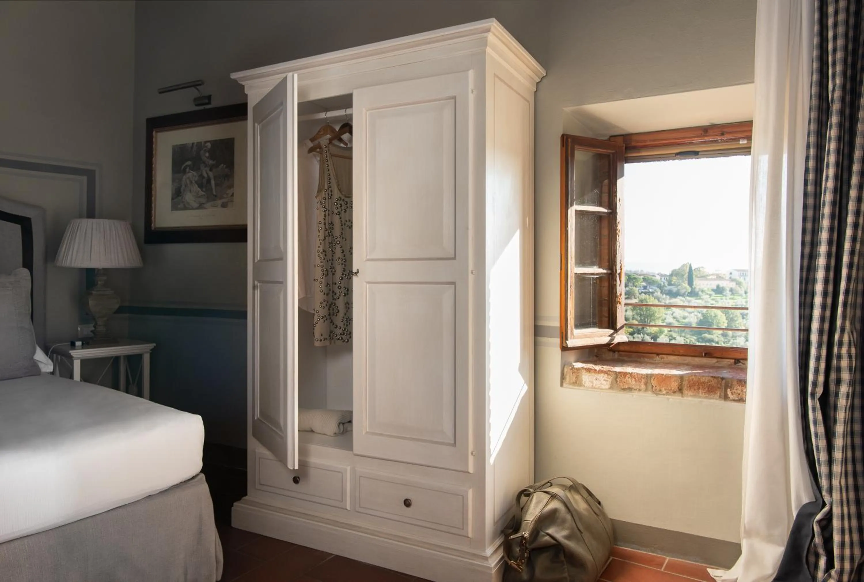 Bedroom in Relais Villa Olmo - Place of Charme