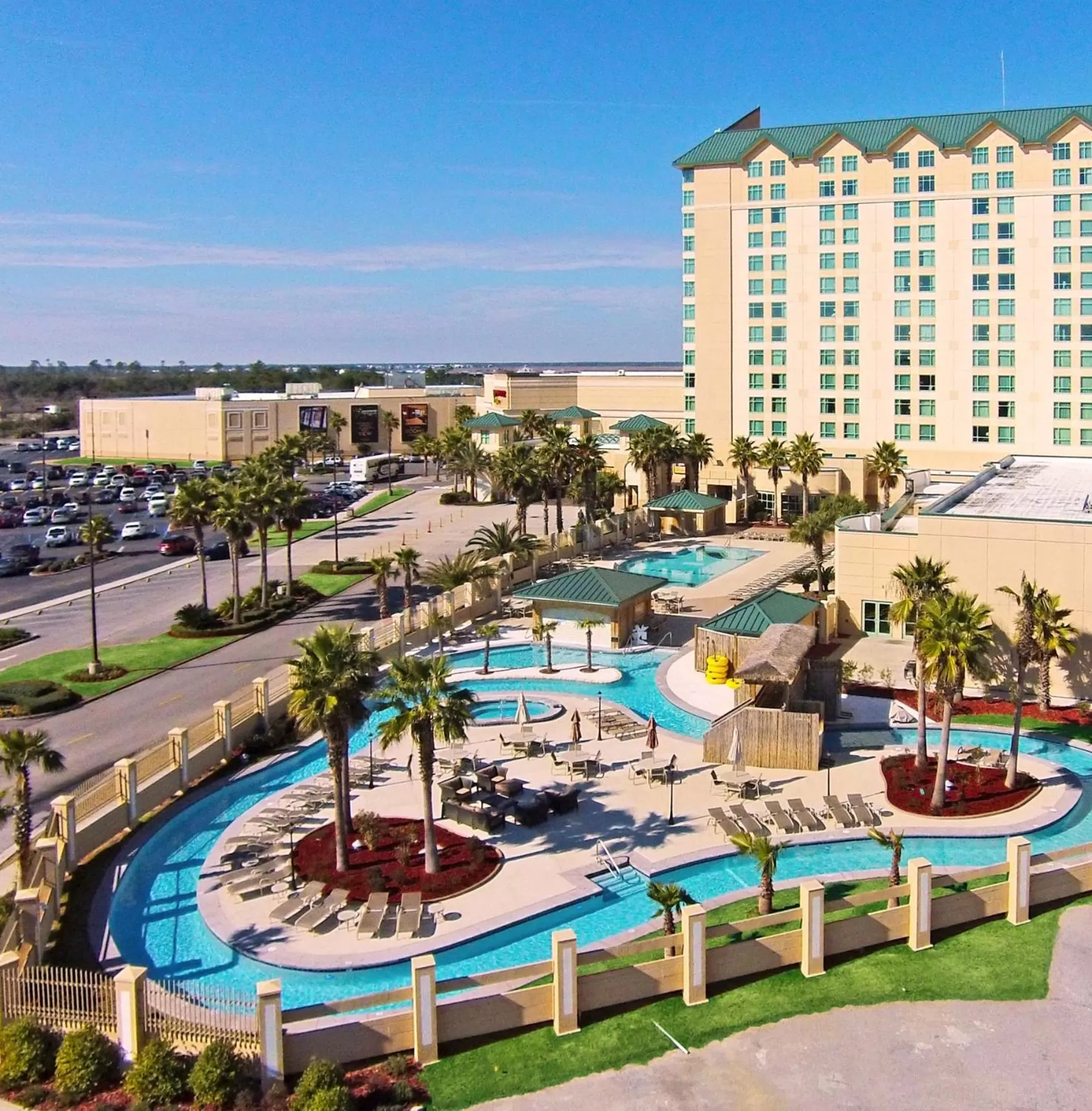 Swimming pool in Hollywood Casino Gulf Coast