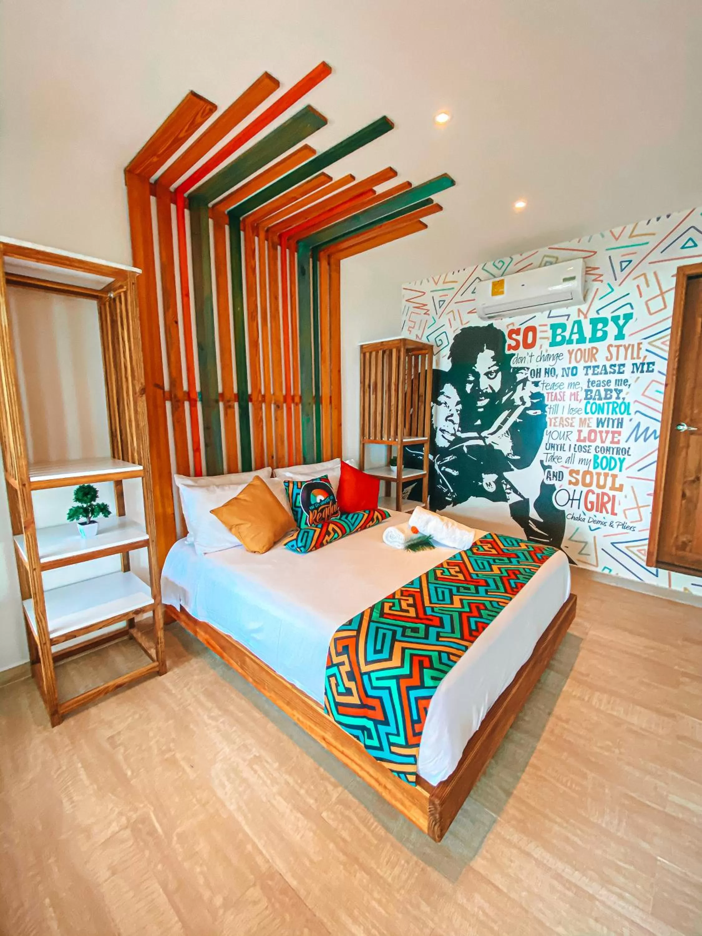 Bedroom, Bed in In Di House of Reggae Boutique