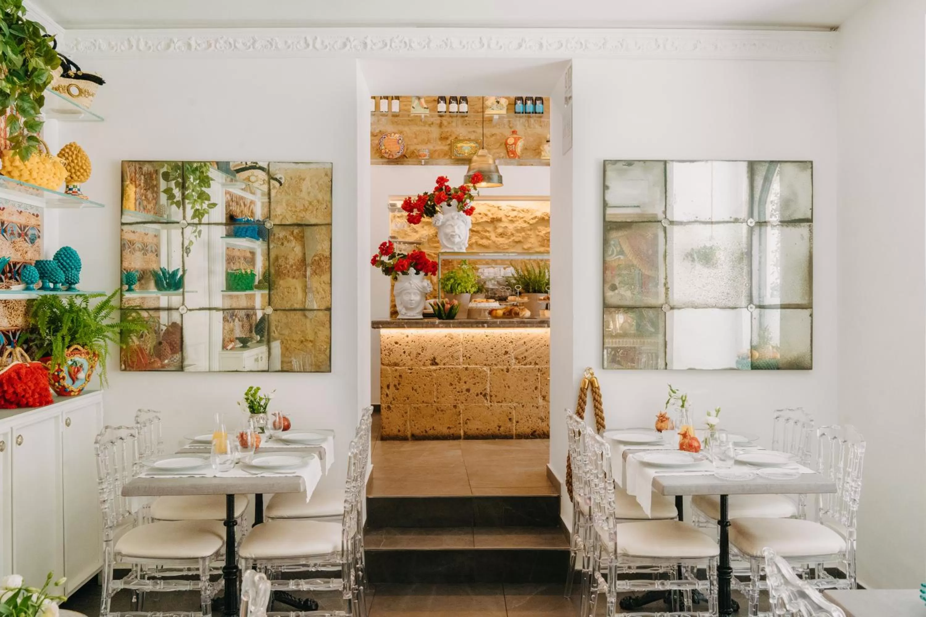 Food and drinks in Palazzo Natoli Boutique Hotel