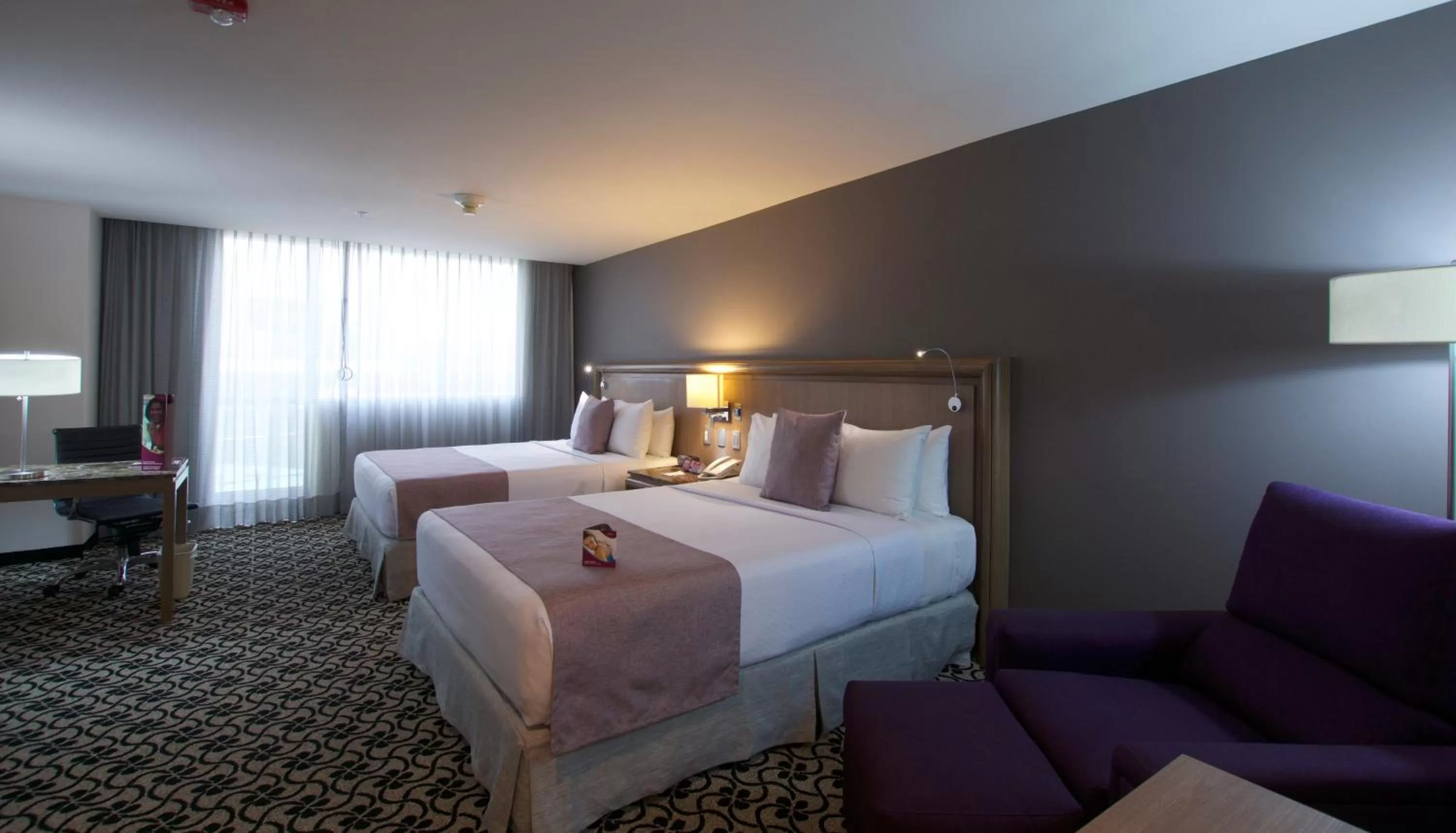 Photo of the whole room, Bed in Crowne Plaza Hotel Mexico City North-Tlalnepantla, an IHG Hotel