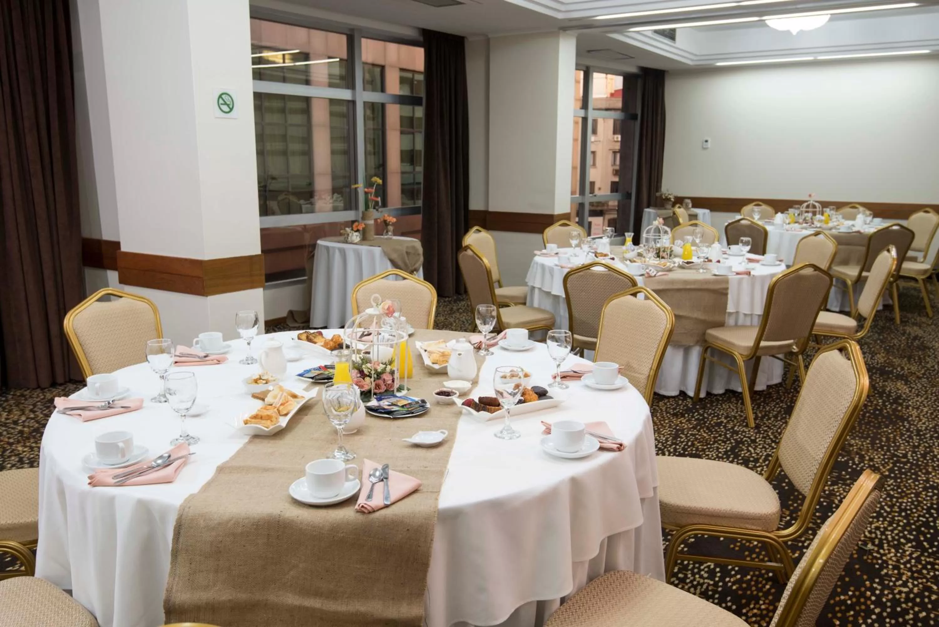 Meeting/conference room in Holiday Inn Montevideo by IHG