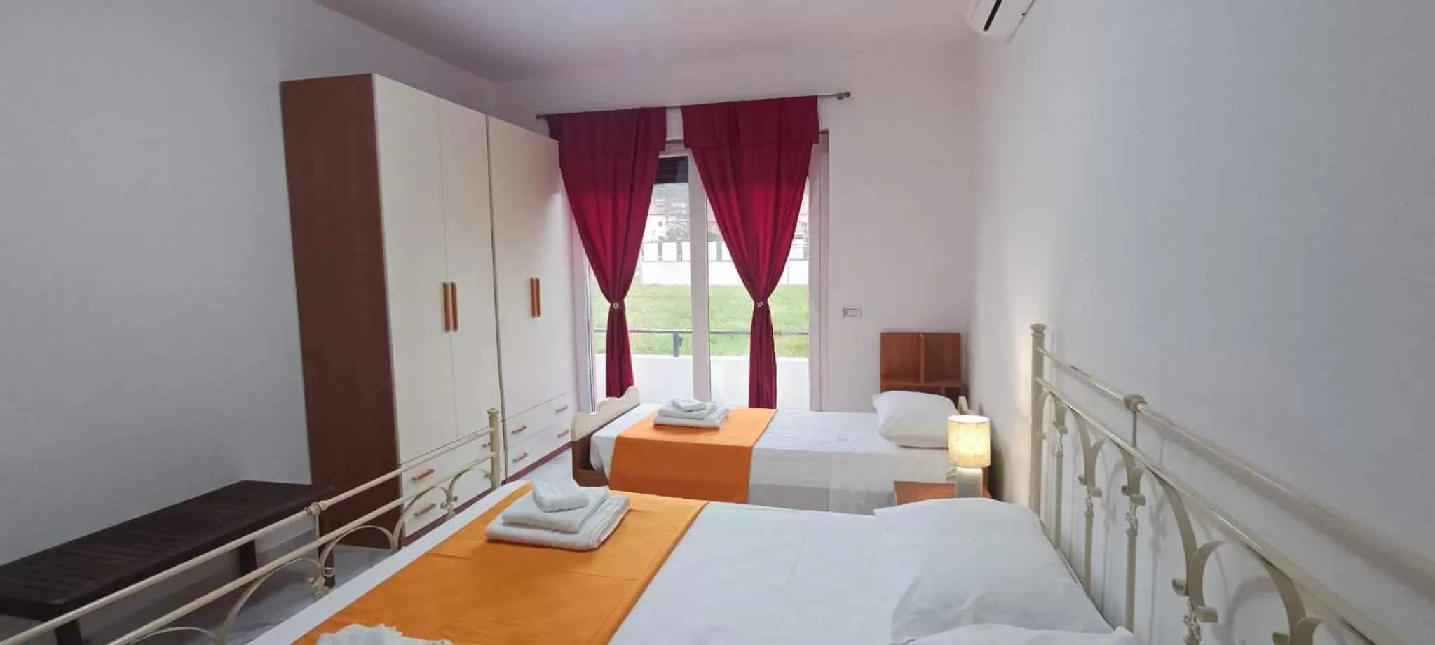 Bedroom, Bed in Alepou Guest House