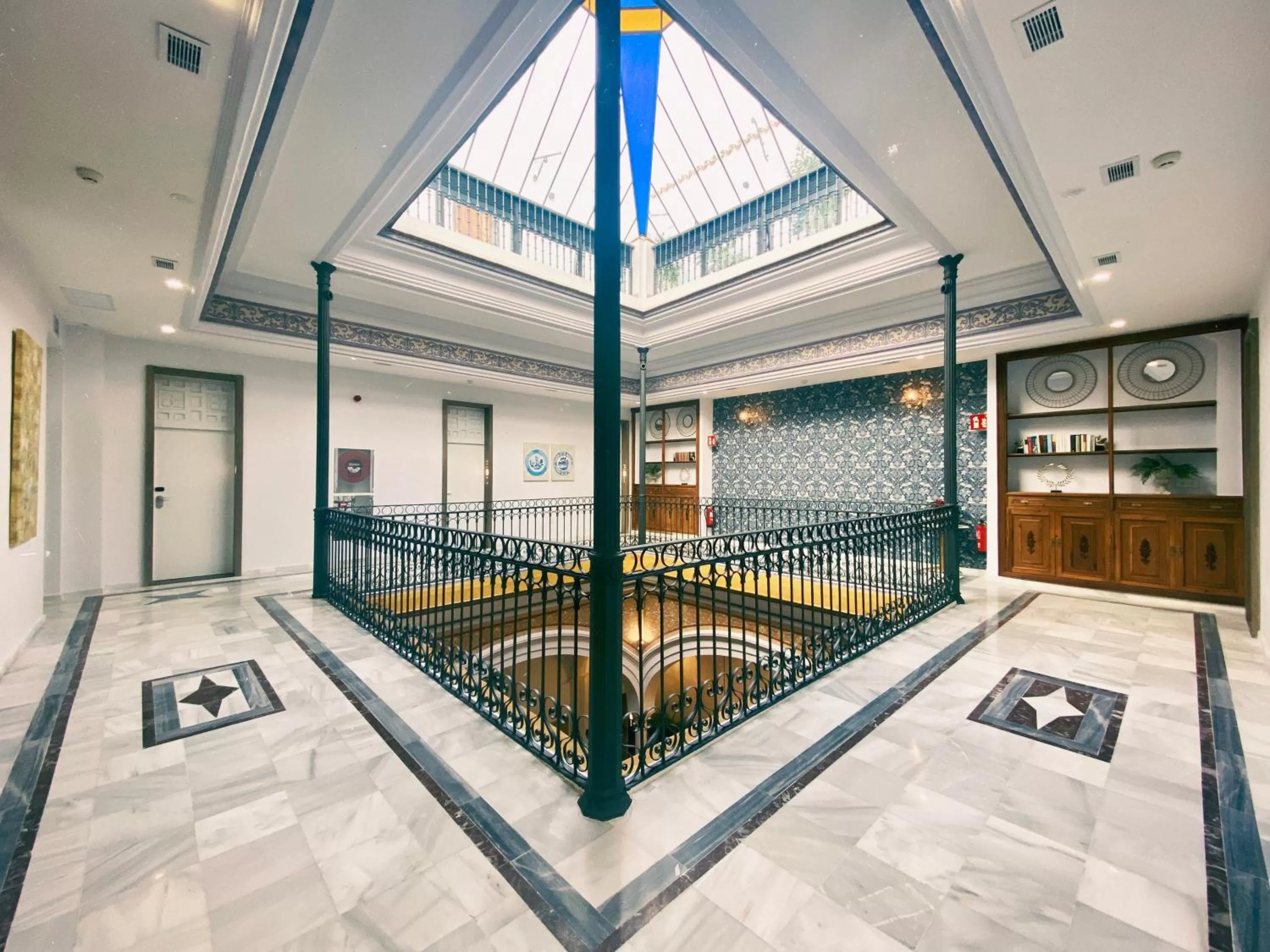 Area and facilities in Soho Boutique Sevilla