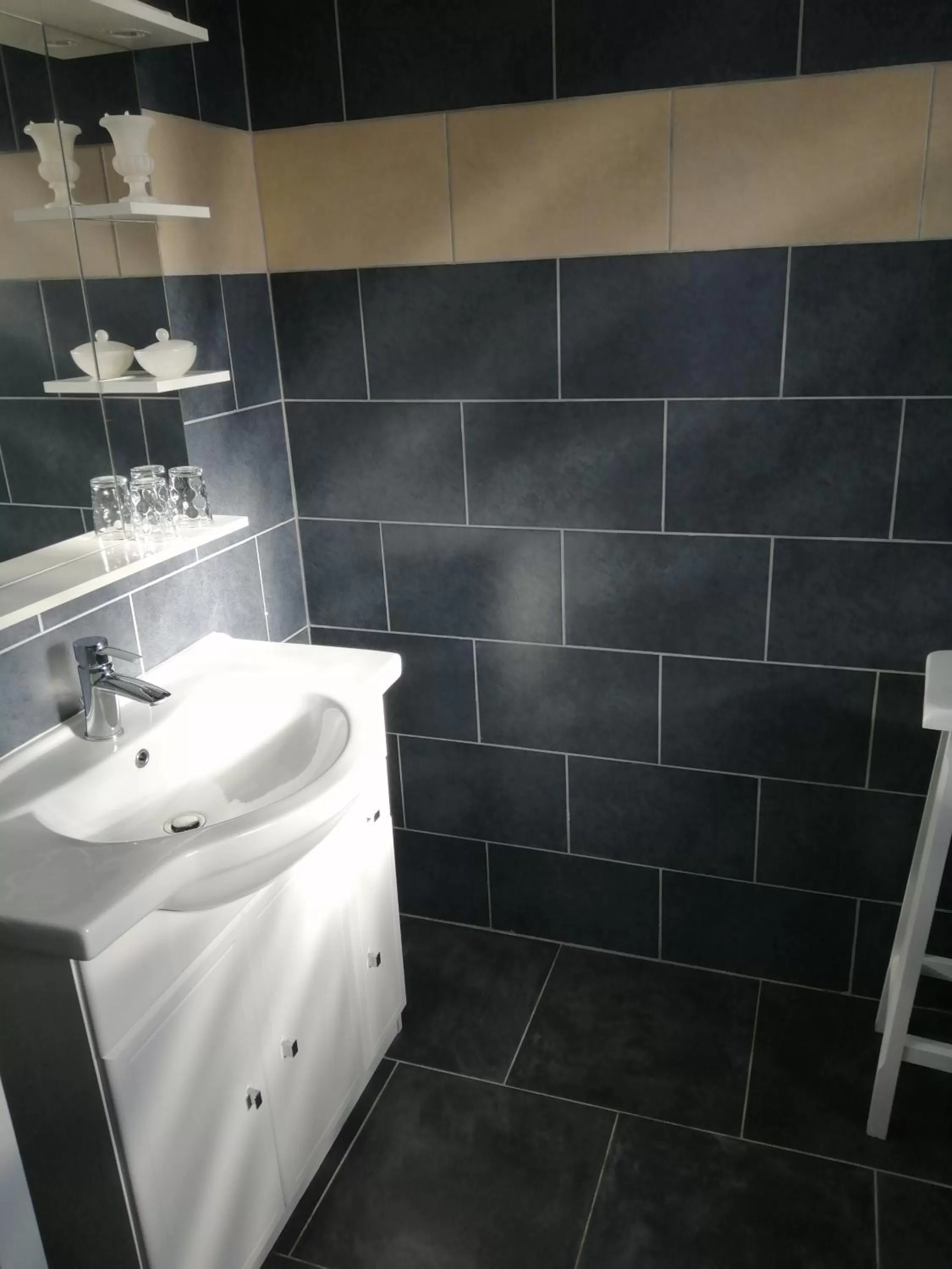 Bathroom in la pêcherie bord de mer