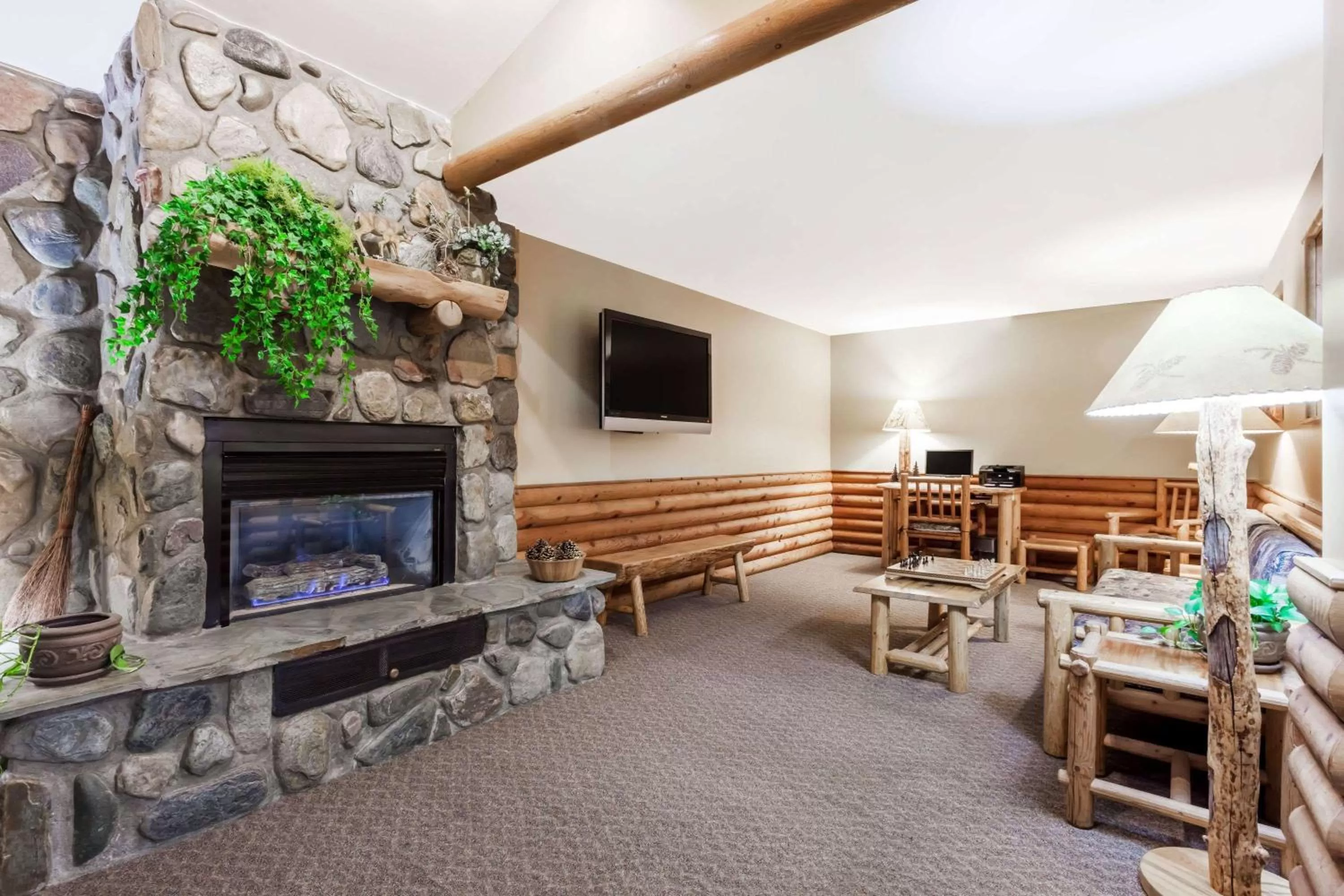 Lobby or reception in Days Inn by Wyndham Sandpoint