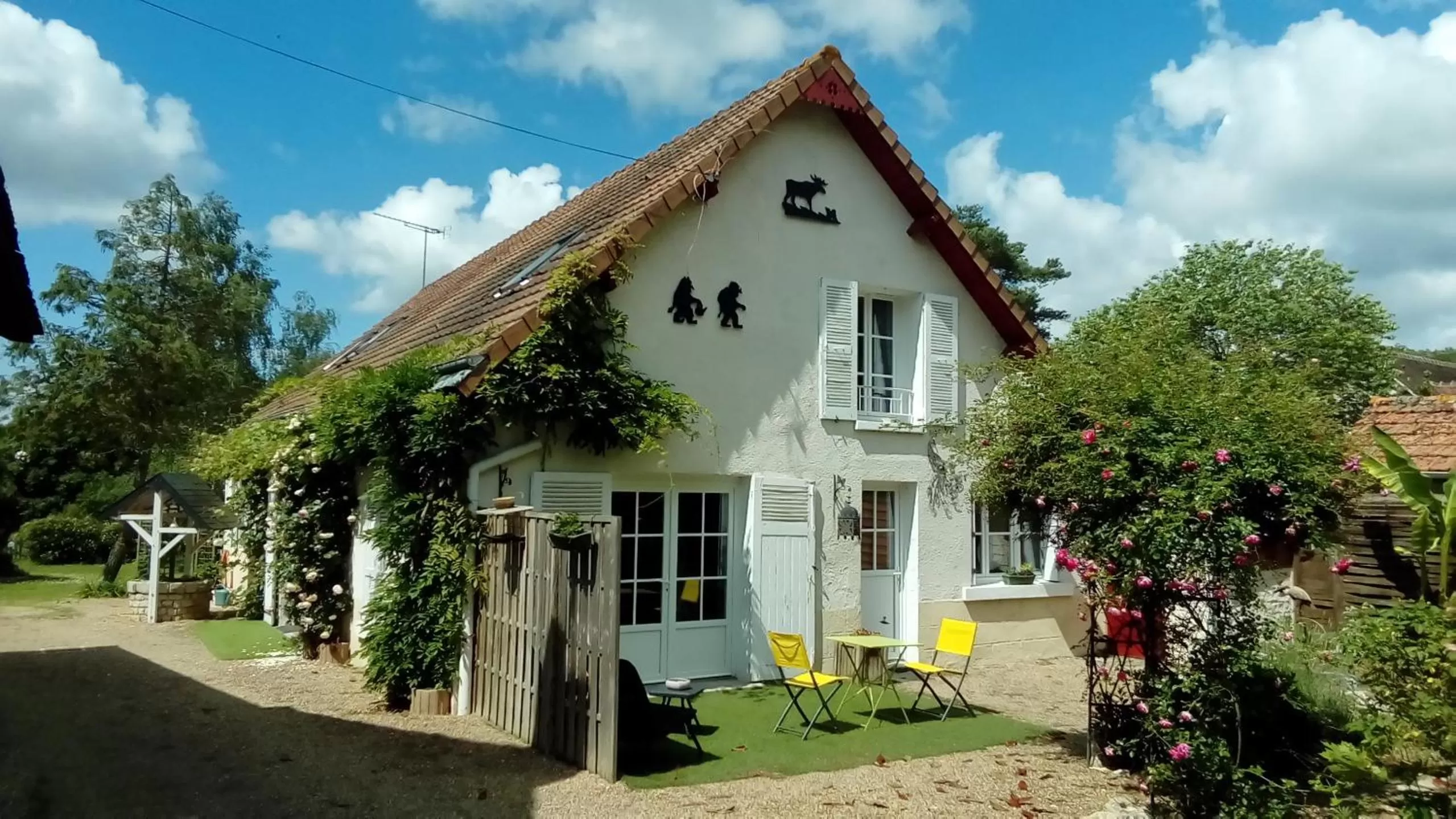 Property Building in O tour du monde