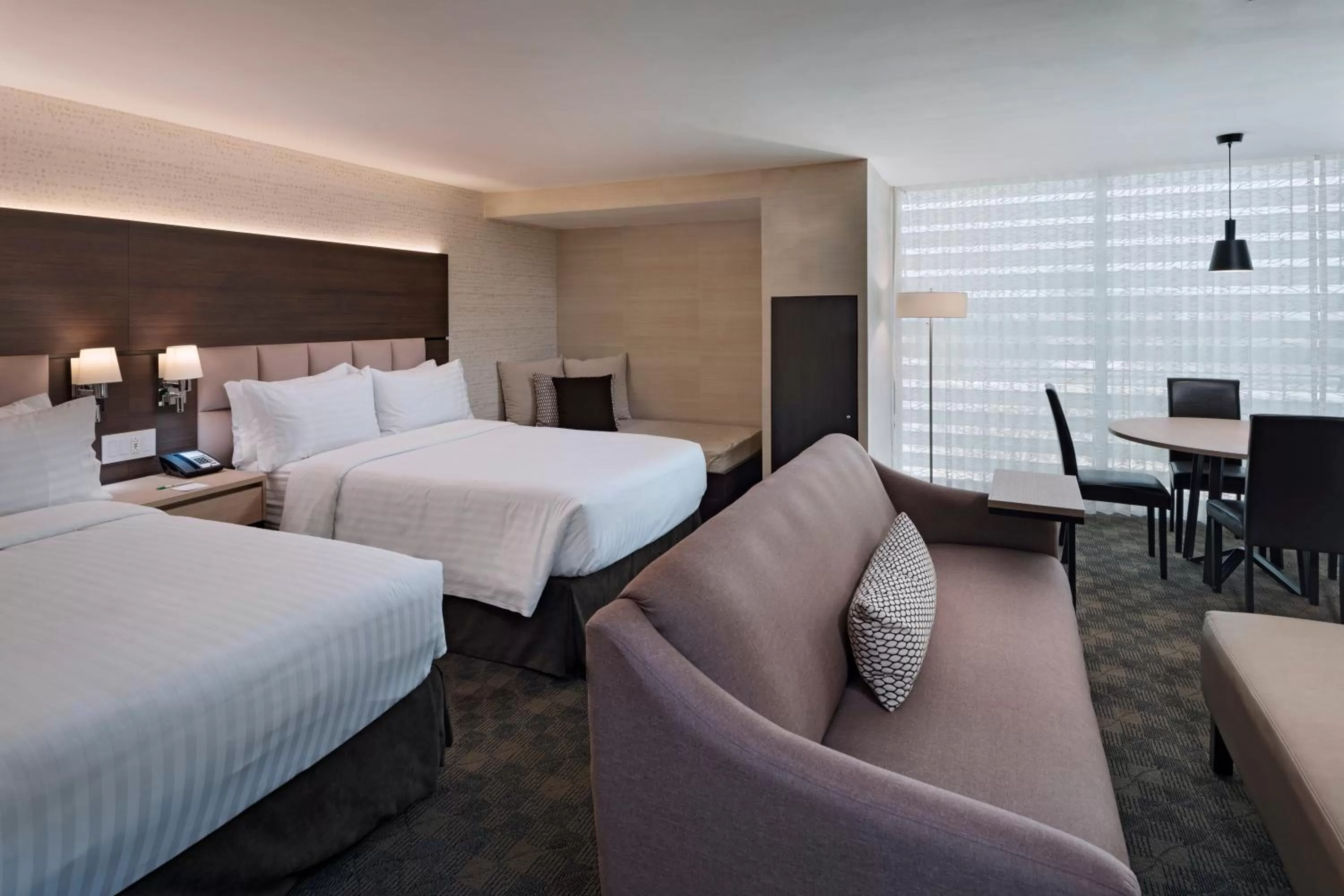 Photo of the whole room, Bed in Holiday Inn Guatemala by IHG