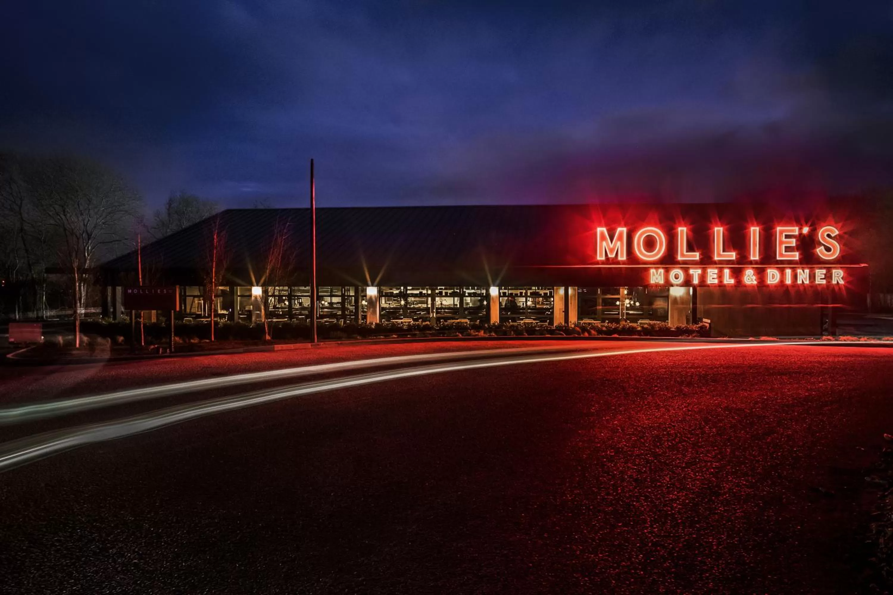 Property Building in Mollie's Motel & Diner Oxfordshire