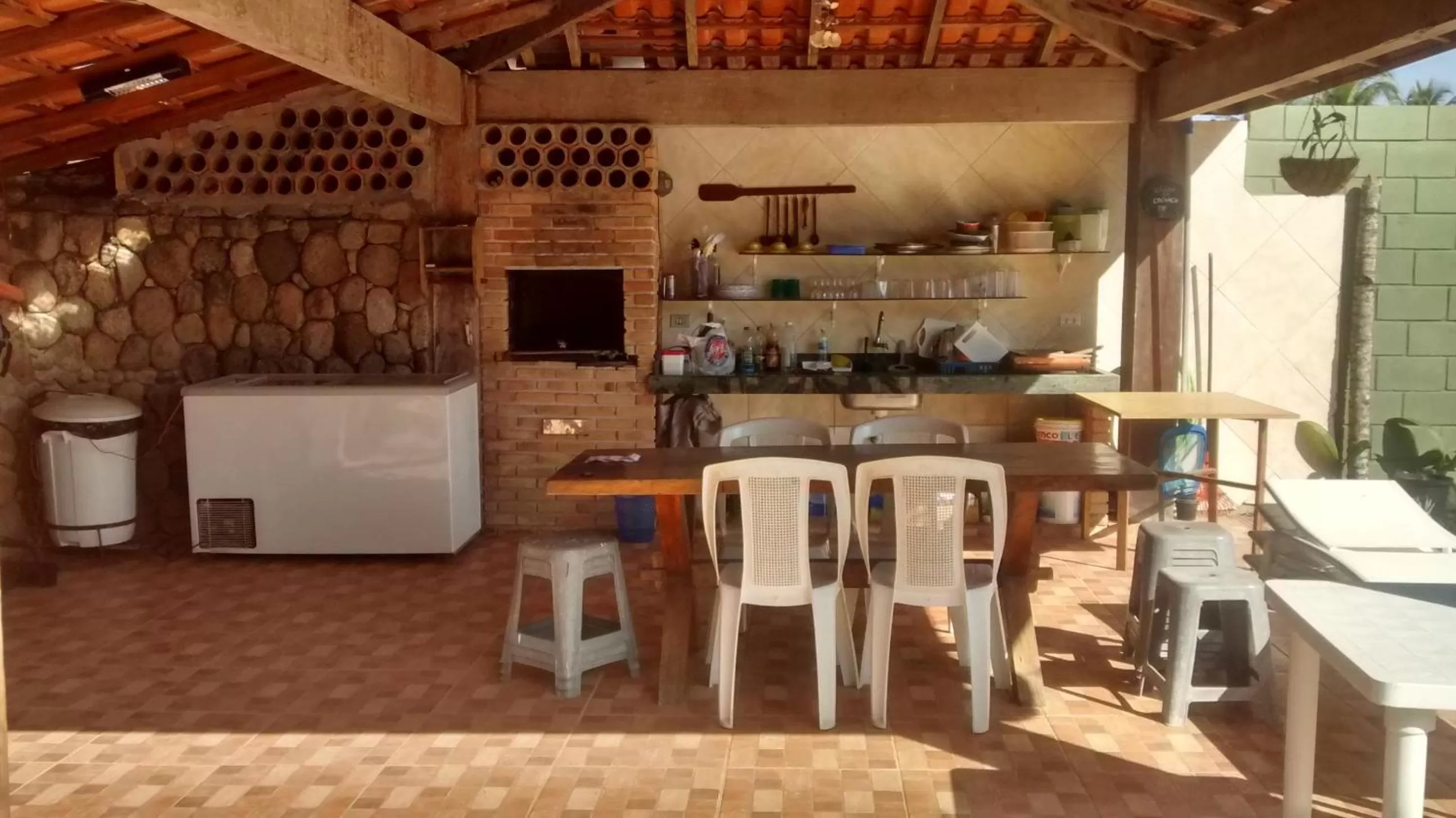 BBQ facilities in Pousada Na Praia Ubatuba