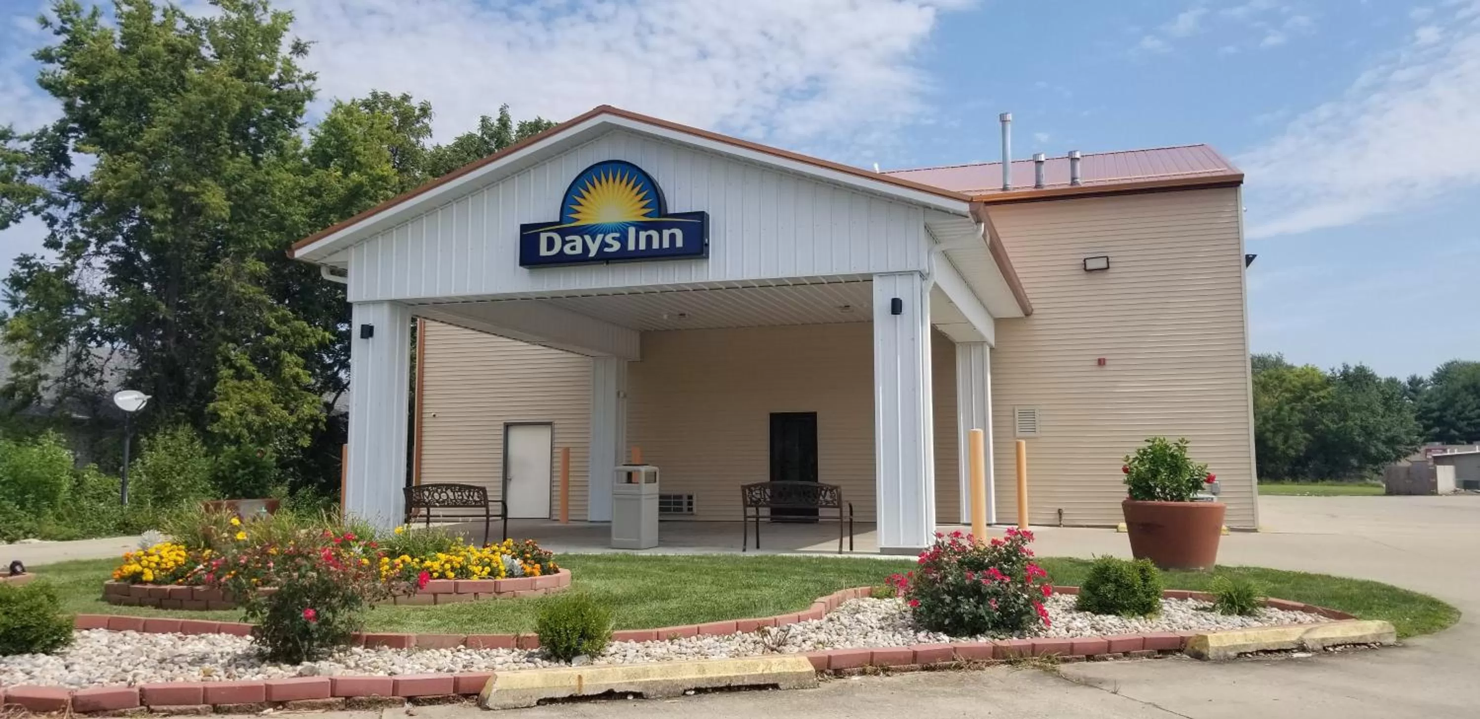 Street view in Days Inn by Wyndham Springfield