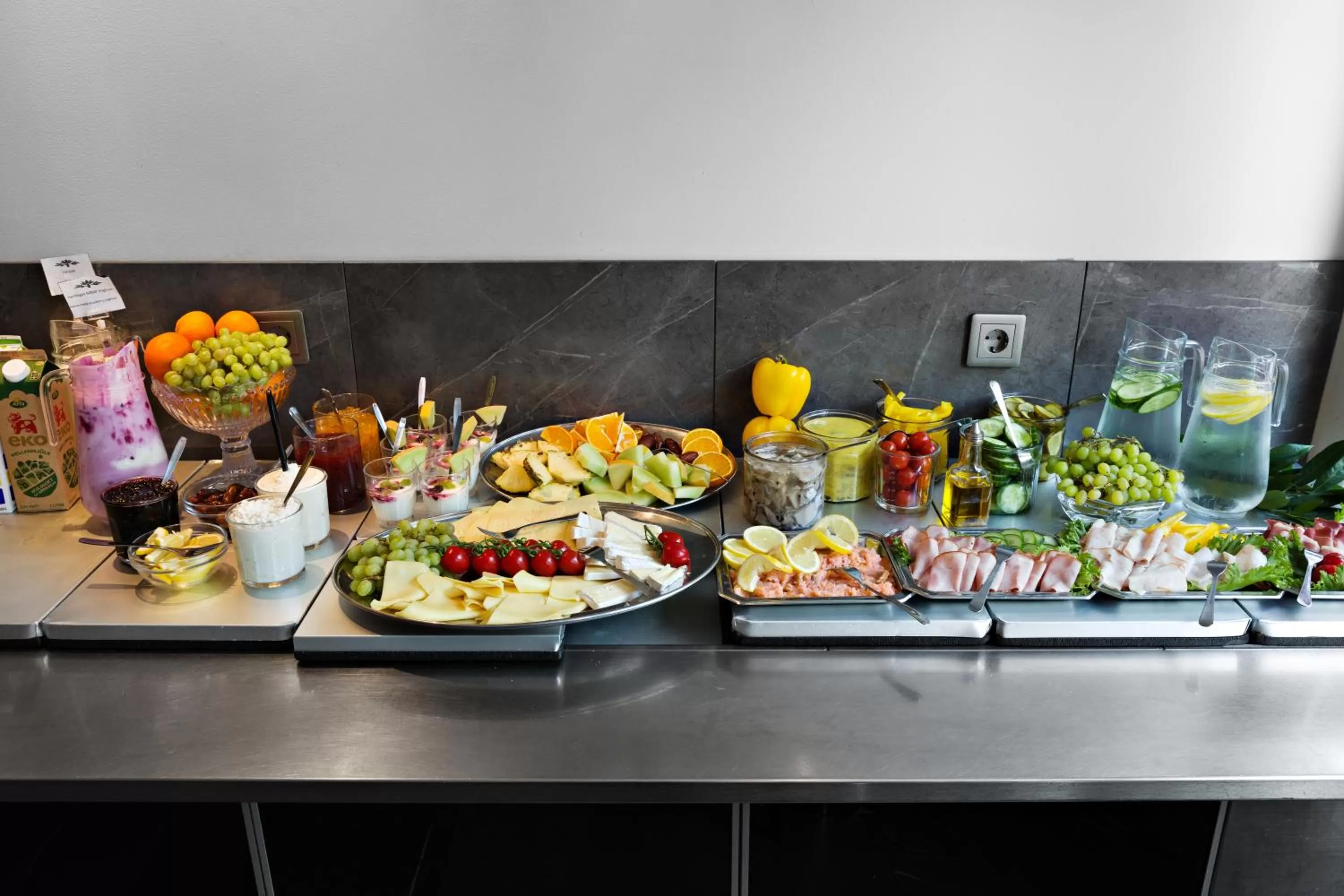 Buffet breakfast in Hotel Allén - Sure Hotel by Best Western Allen