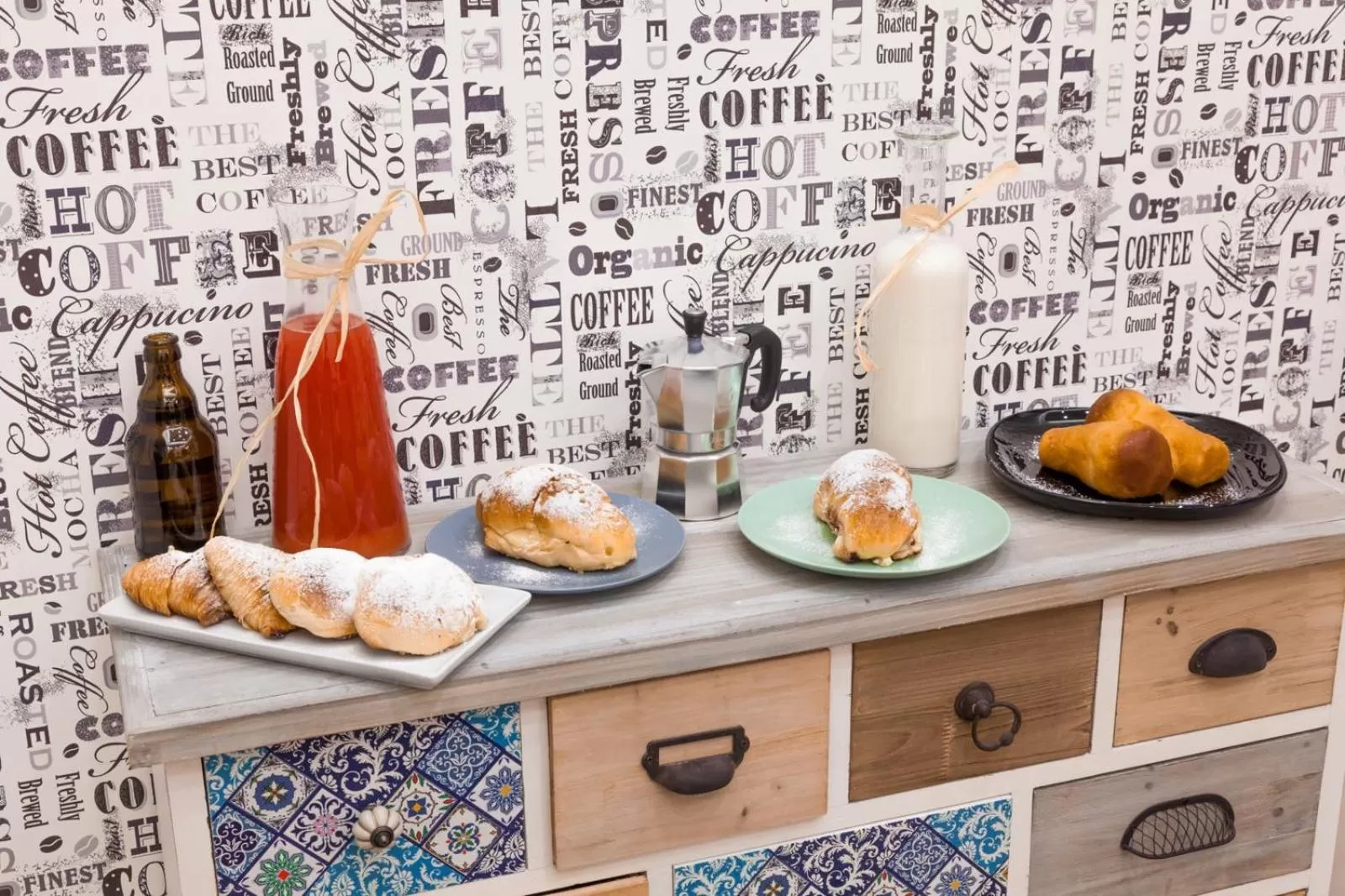 Buffet breakfast in B&B Vico Milano 18