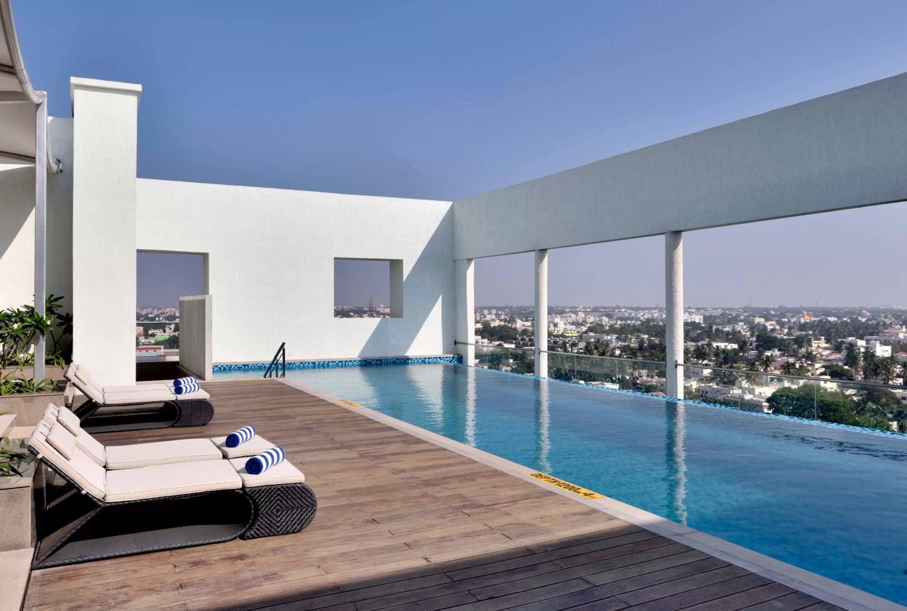 Swimming pool in Radisson Blu Coimbatore