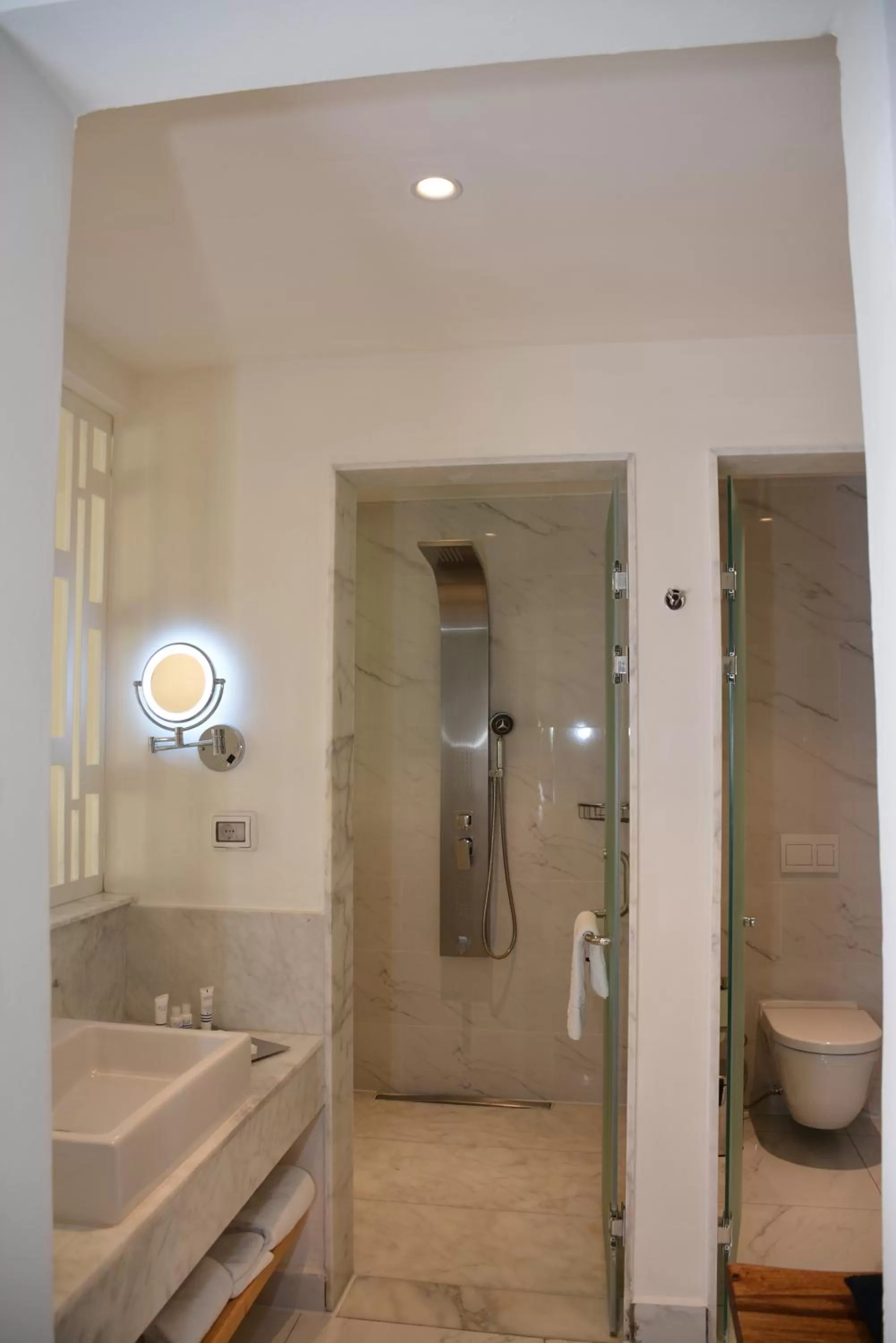 Bathroom in Steigenberger Pure Lifestyle (Adults Only)