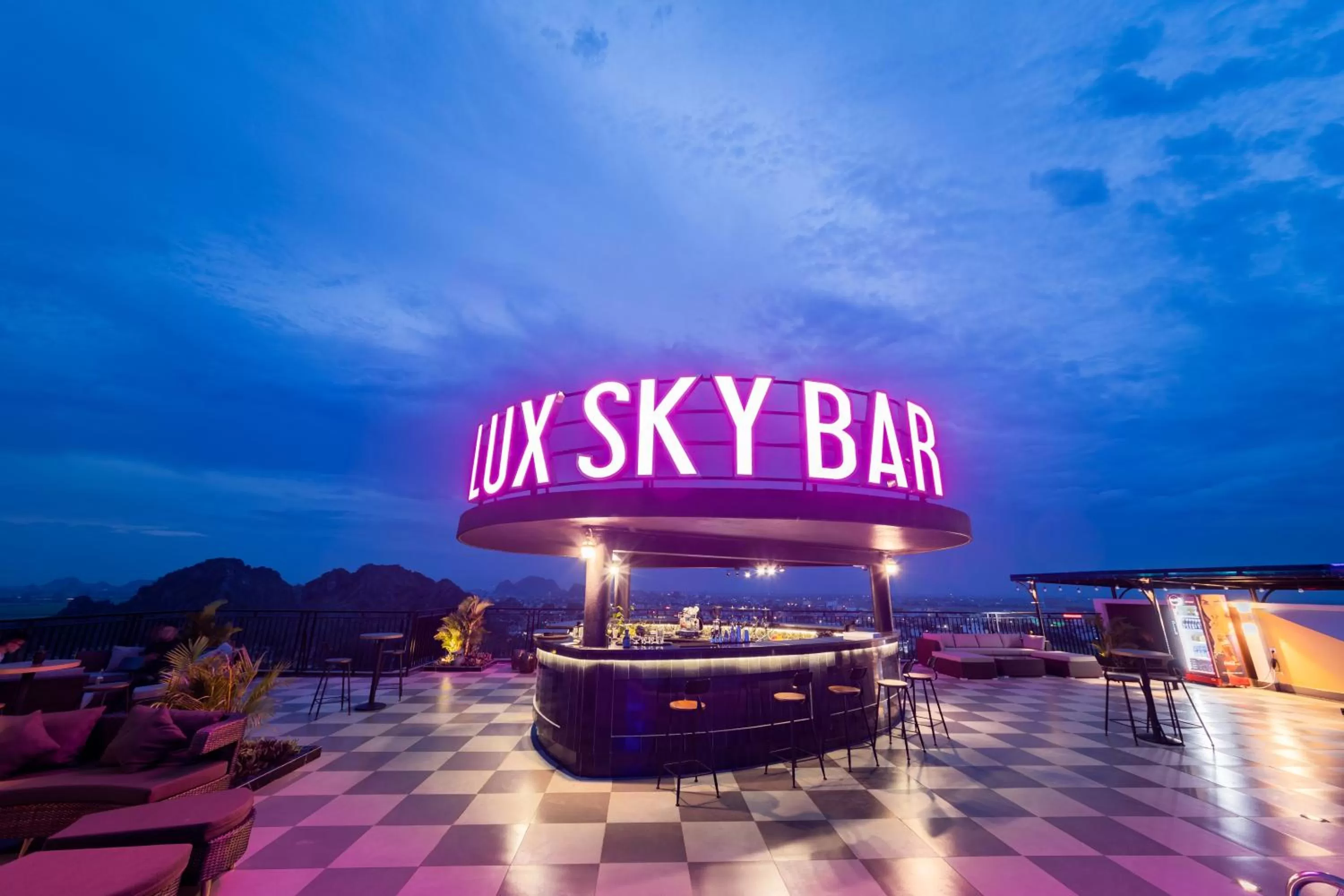 Lounge or bar in Ninh Binh Legend Hotel