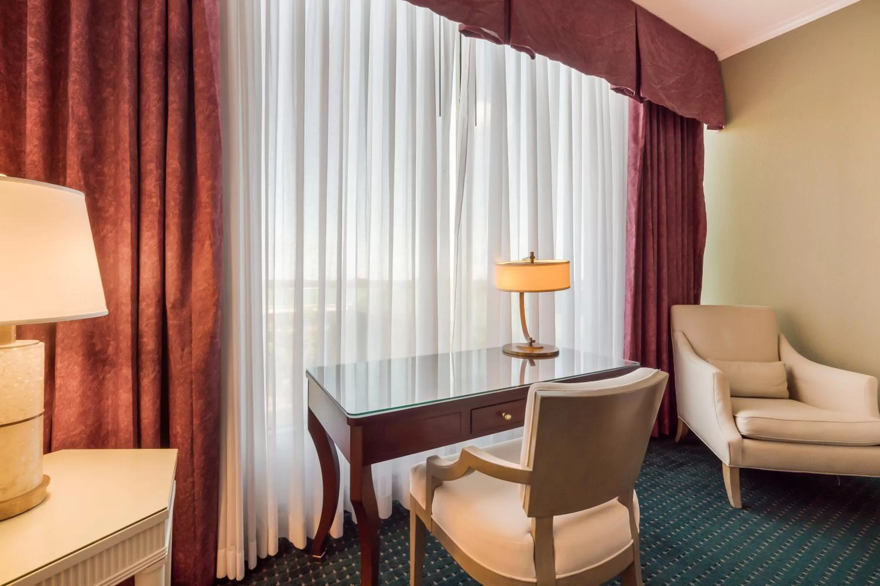 Bedroom, Seating Area in Quality Inn & Suites Conference Center