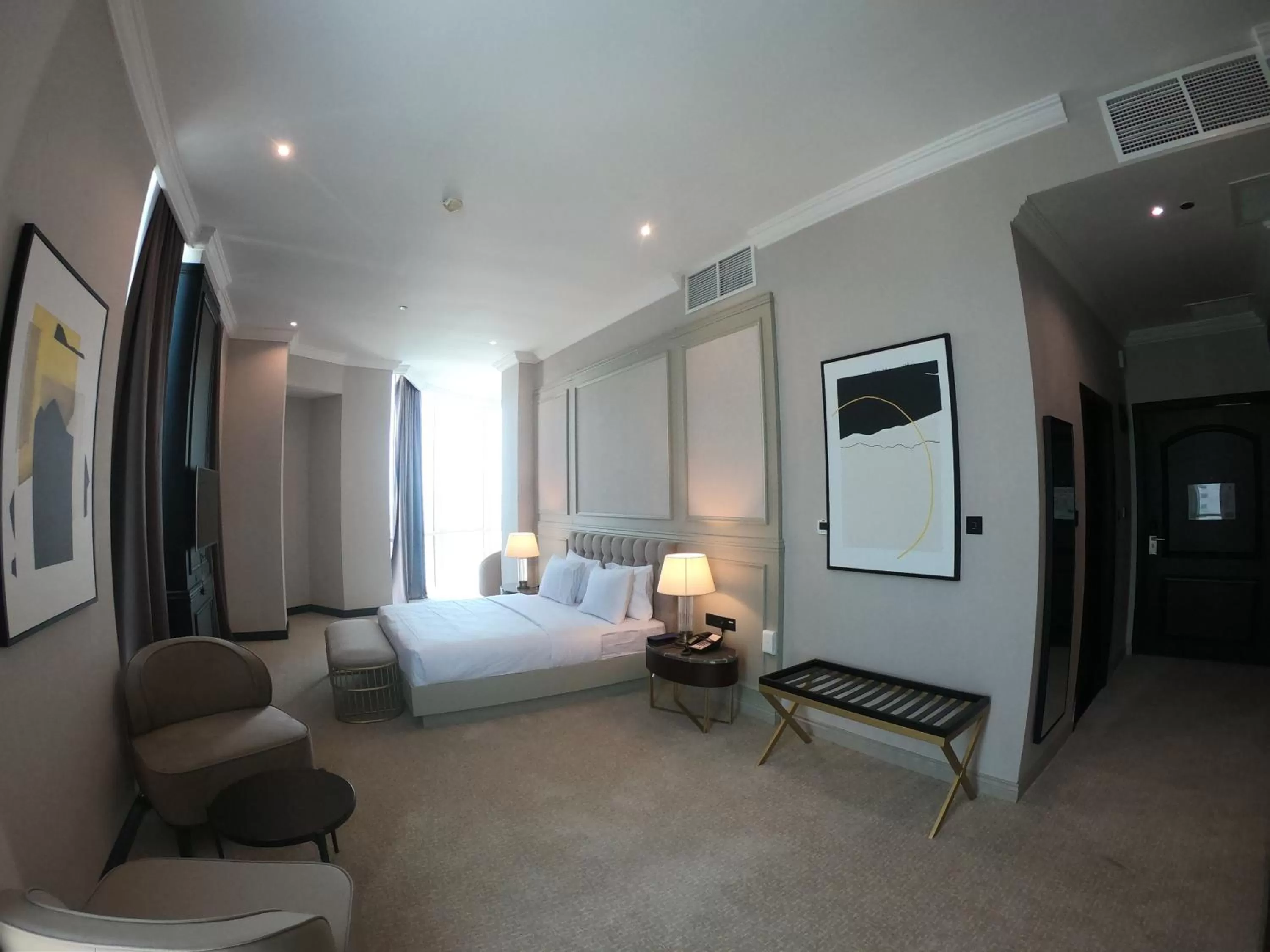 Photo of the whole room, Bed in Horizon Manor Hotel