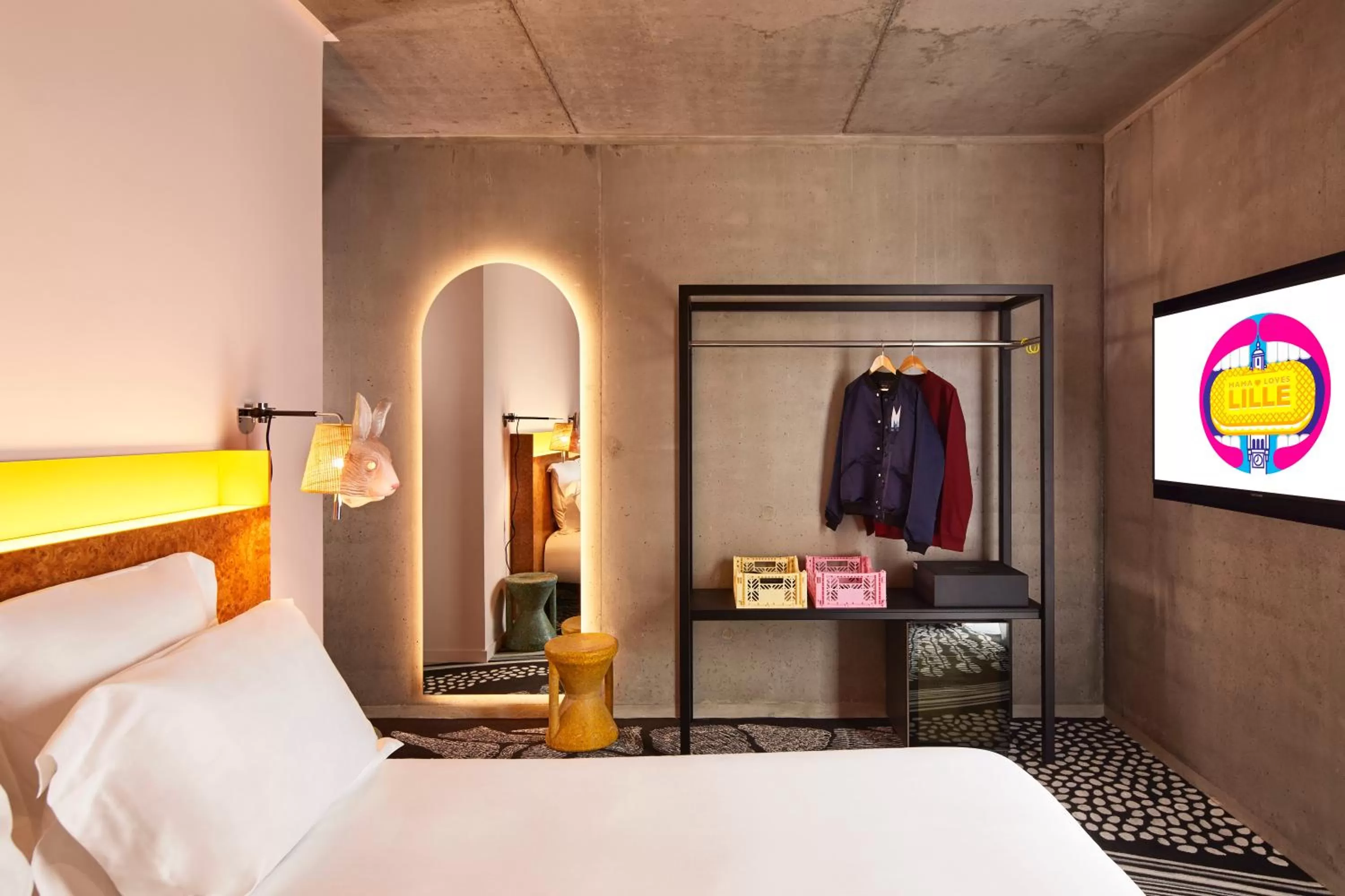 Bed in Mama Shelter Lille