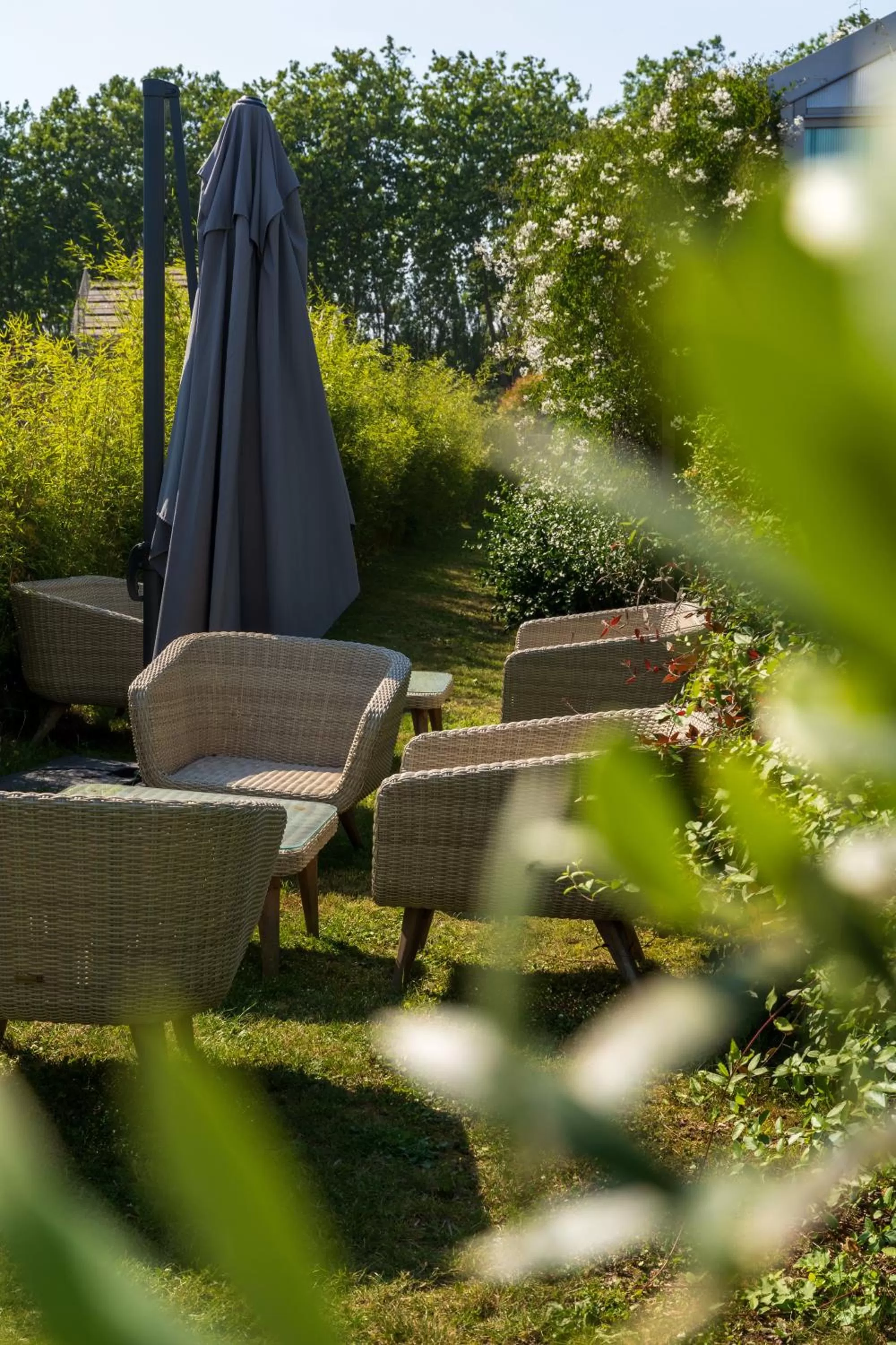 Patio in Hotel Libera Caen Colombelles