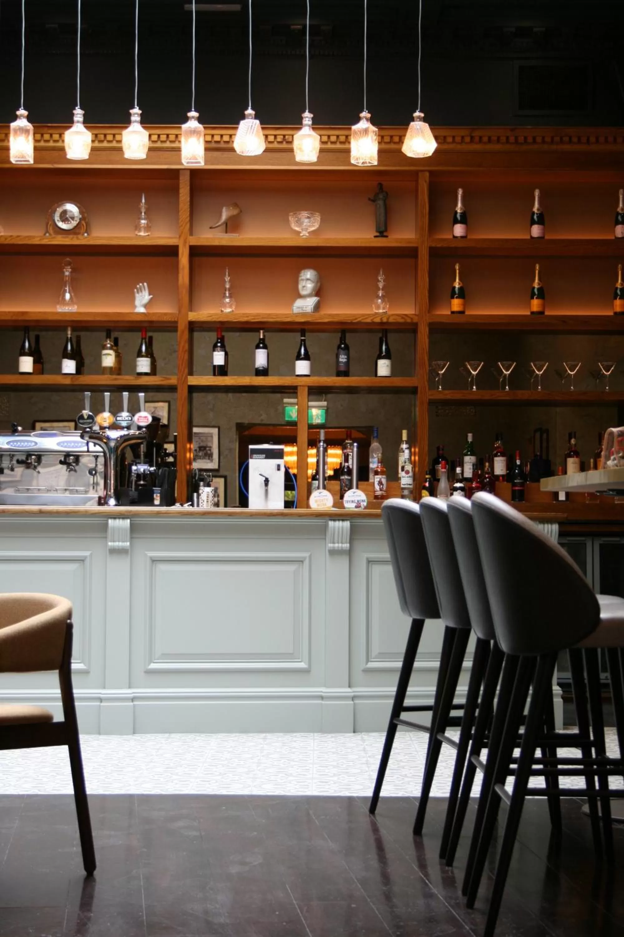 Lounge or bar in Best Western Plus Angel Hotel