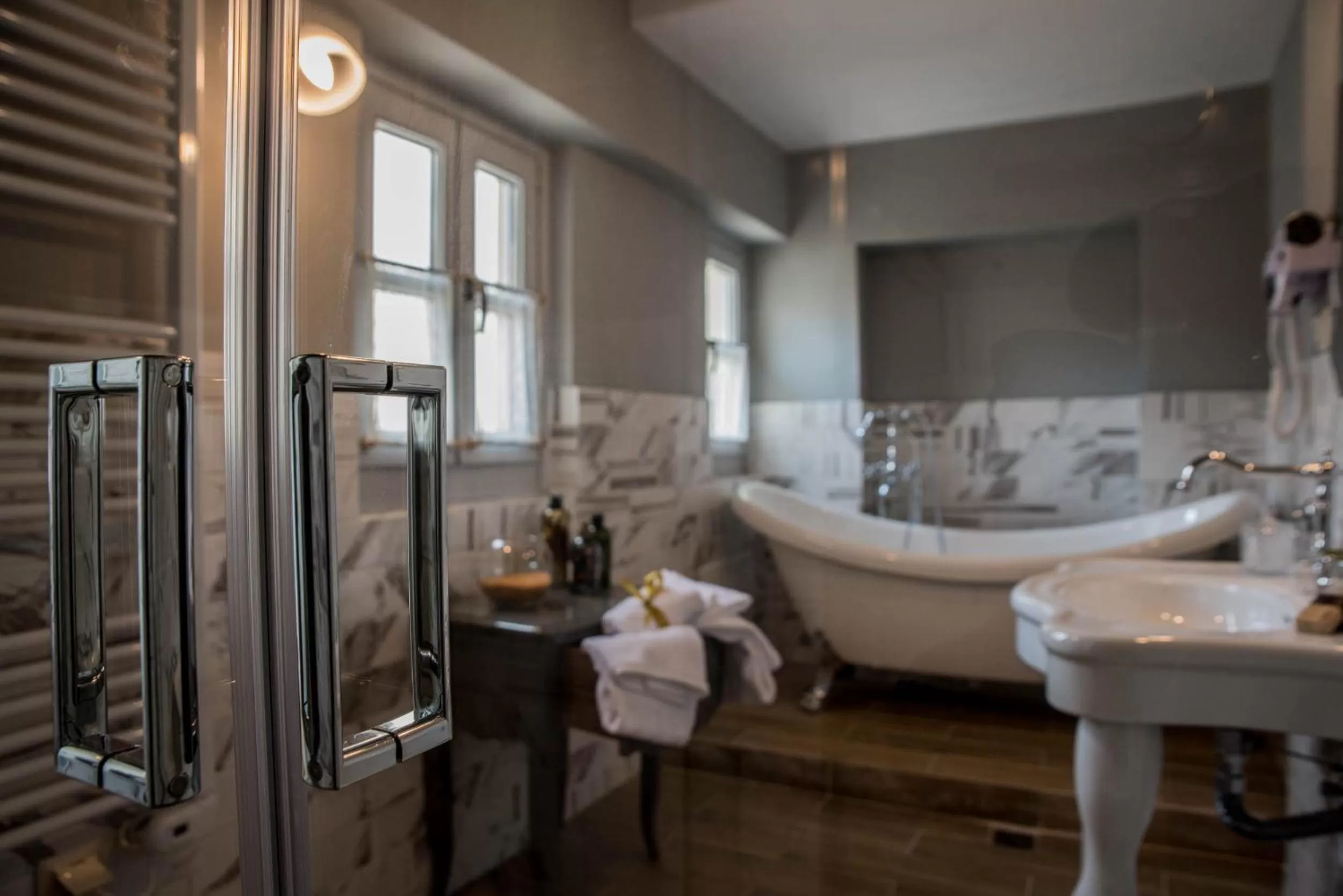 Kyria Boutique House