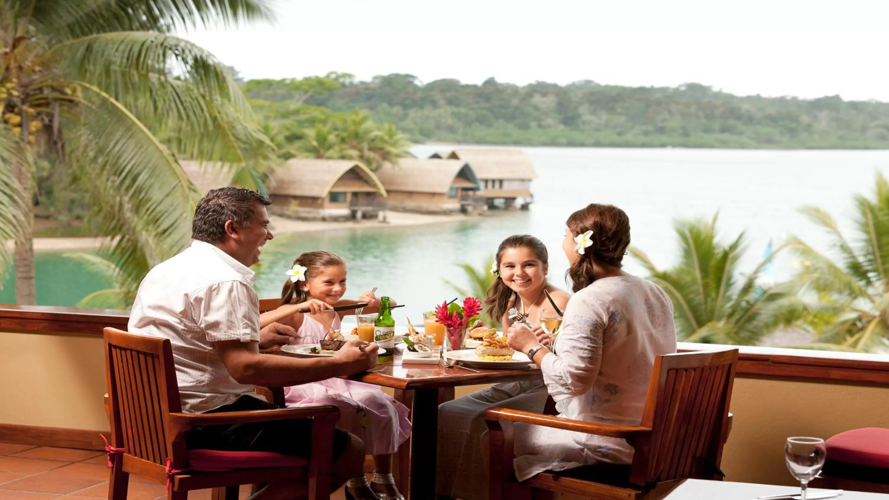 Restaurant/places to eat in Holiday Inn Resort Vanuatu by IHG