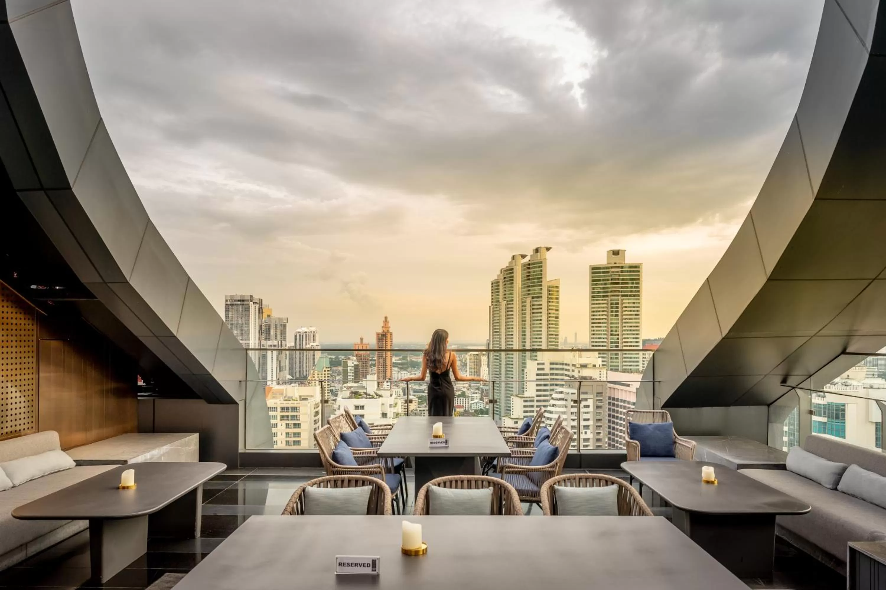 City view in Carlton Hotel Bangkok Sukhumvit