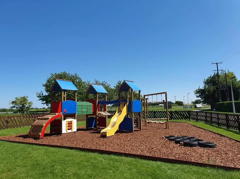 Children play ground in The Gardeners Country Inn