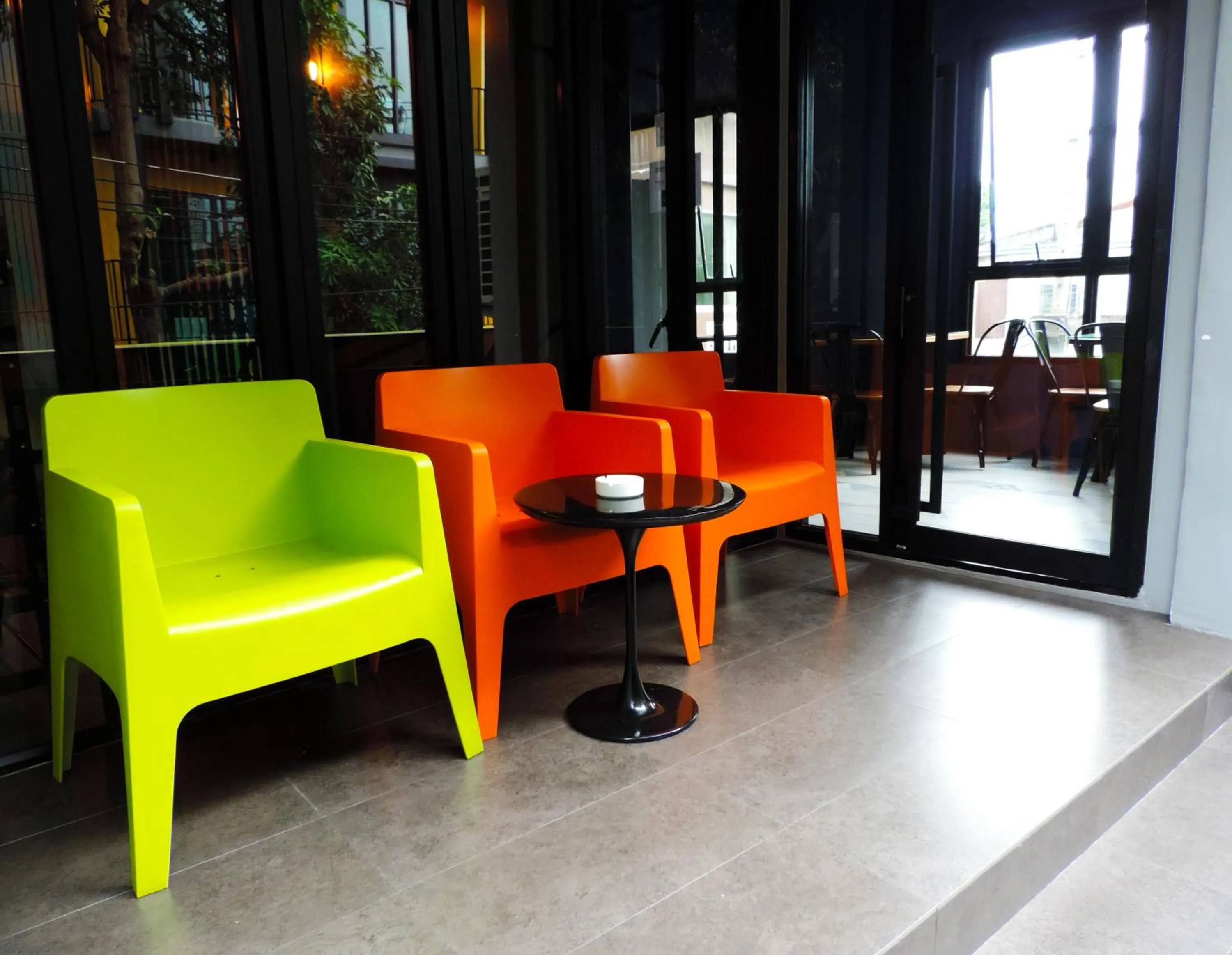 Property building in iSanook Hostel