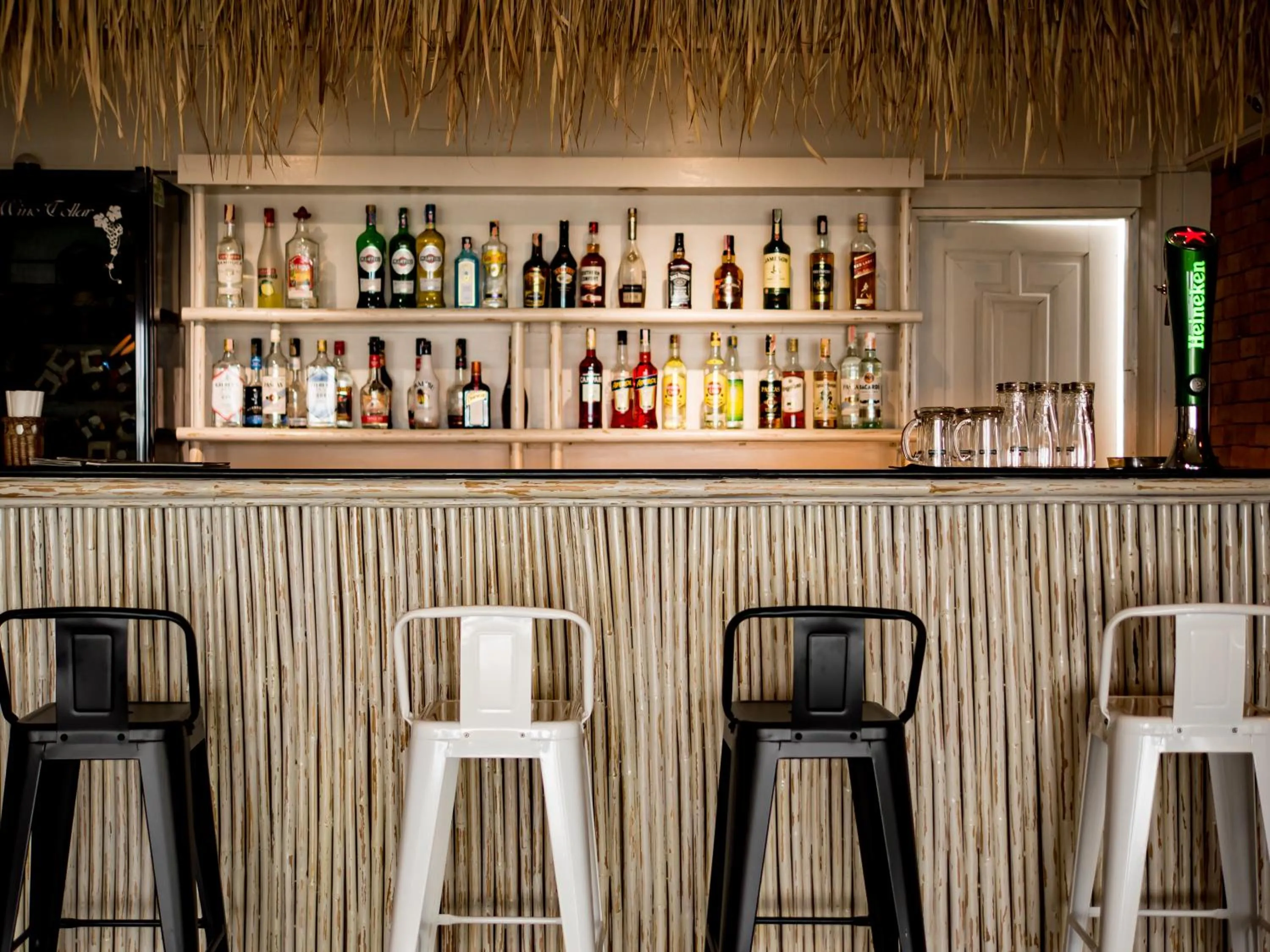 Lounge or bar in Sea Valley Resort