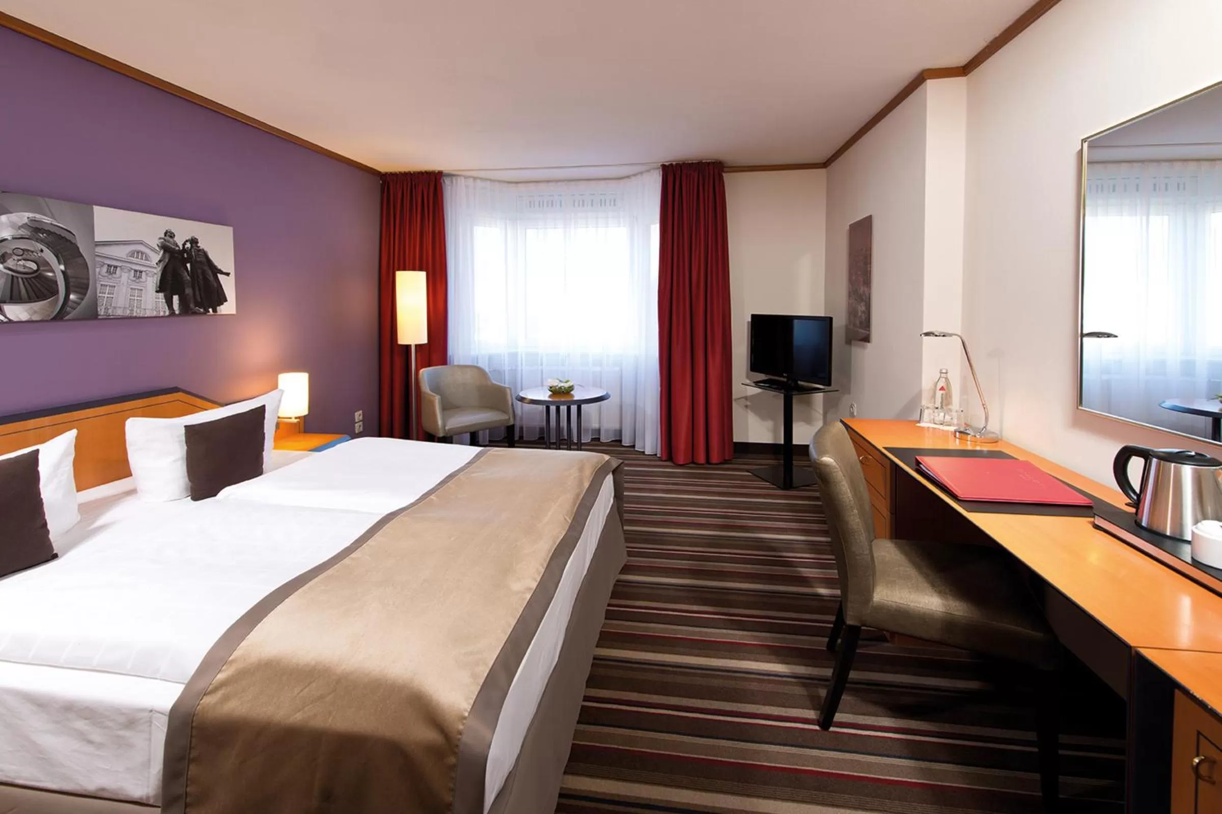 Deluxe Double or Twin Room in Leonardo Hotel Weimar