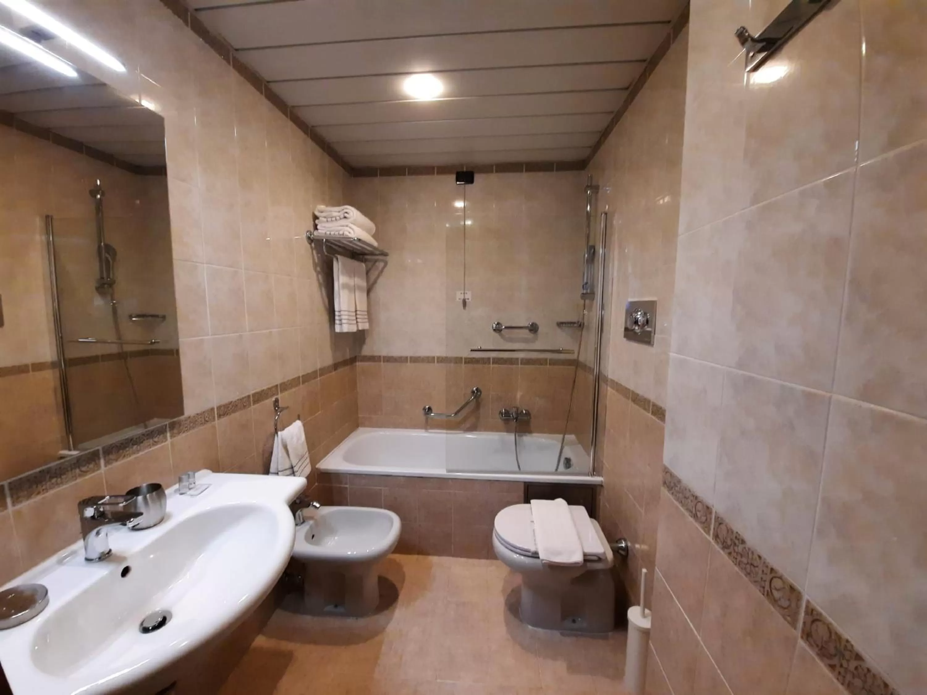 Bathroom in BB Hotels Smarthotel Re Milano Nord