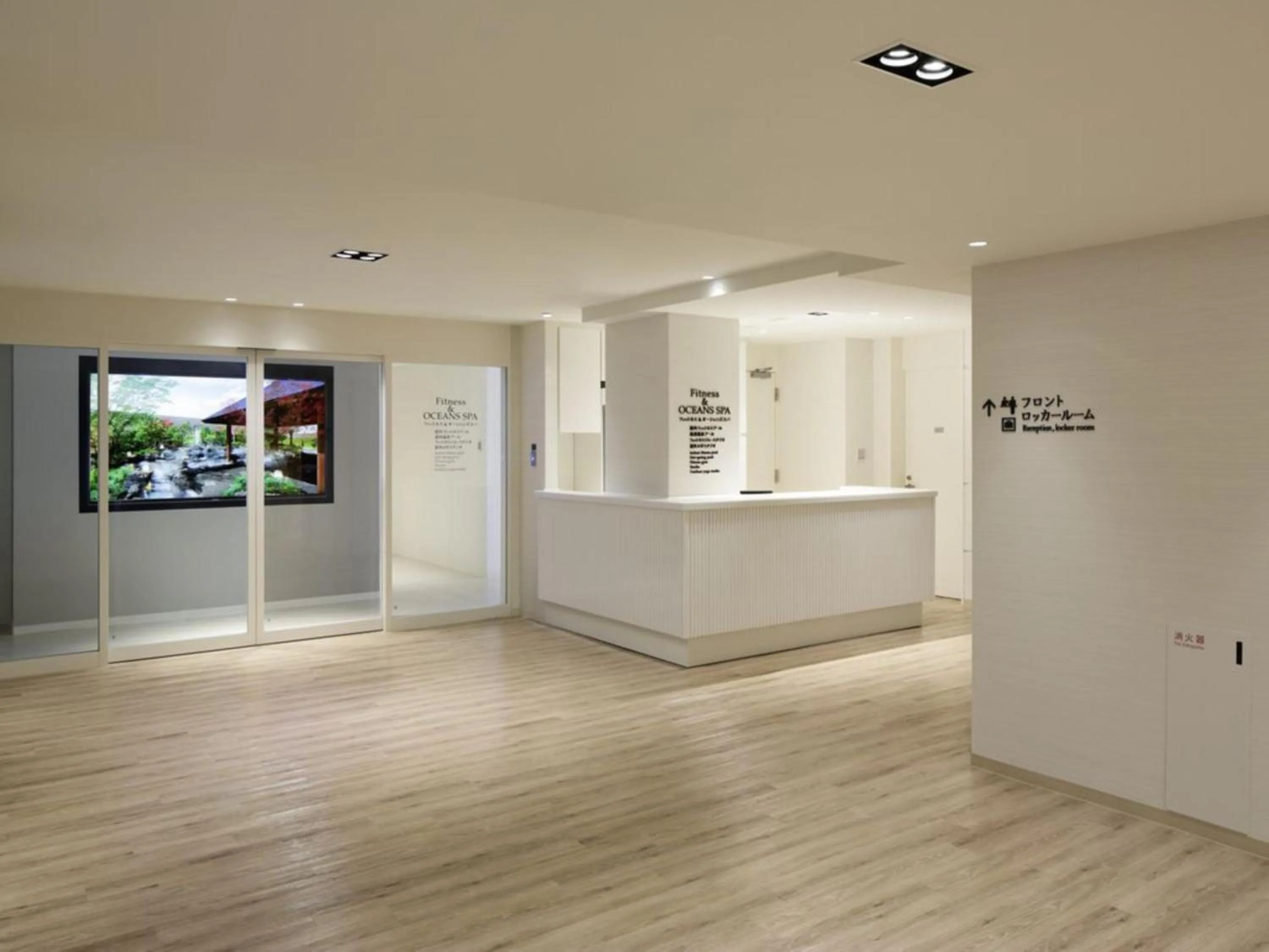 Fitness centre/facilities in Kobe Minato Onsen Ren