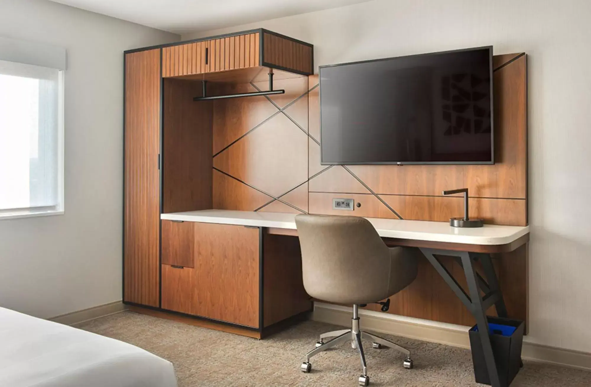 King Room with City View - Club Lounge Access in Marriott Springfield Downtown King Room with City View - Club Lounge Access in Marriott Springfield Downtown