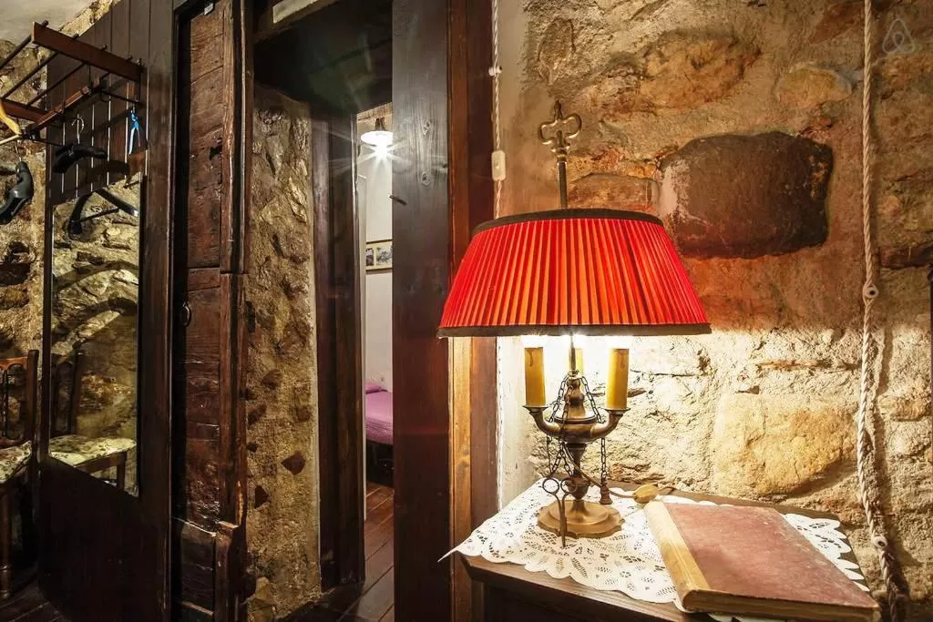 Decorative detail in B&B La Voce del Fiume Dimora storica di Charme