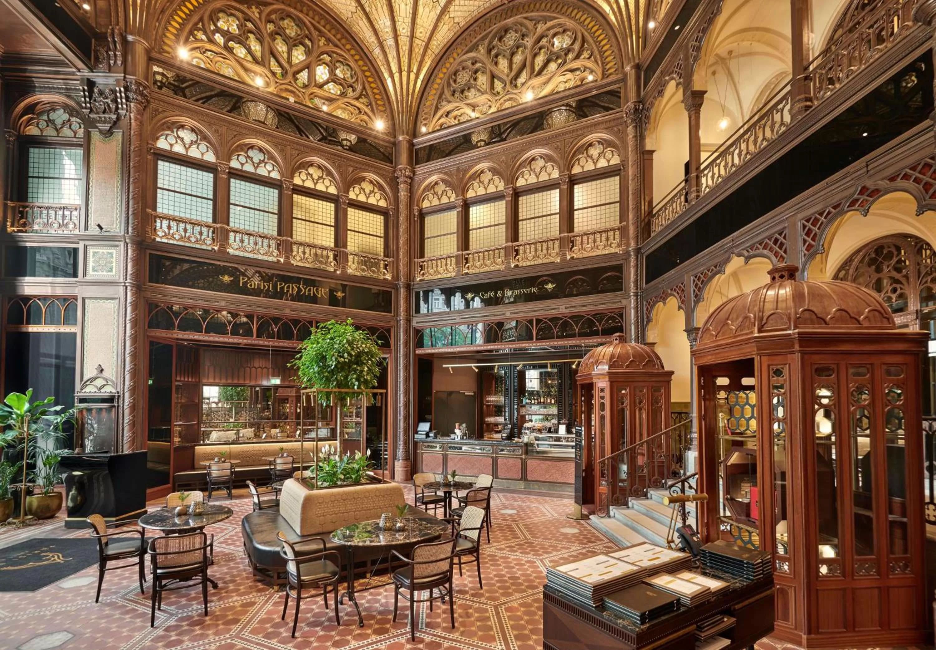 Restaurant/places to eat in Párisi Udvar Hotel Budapest, part of Hyatt