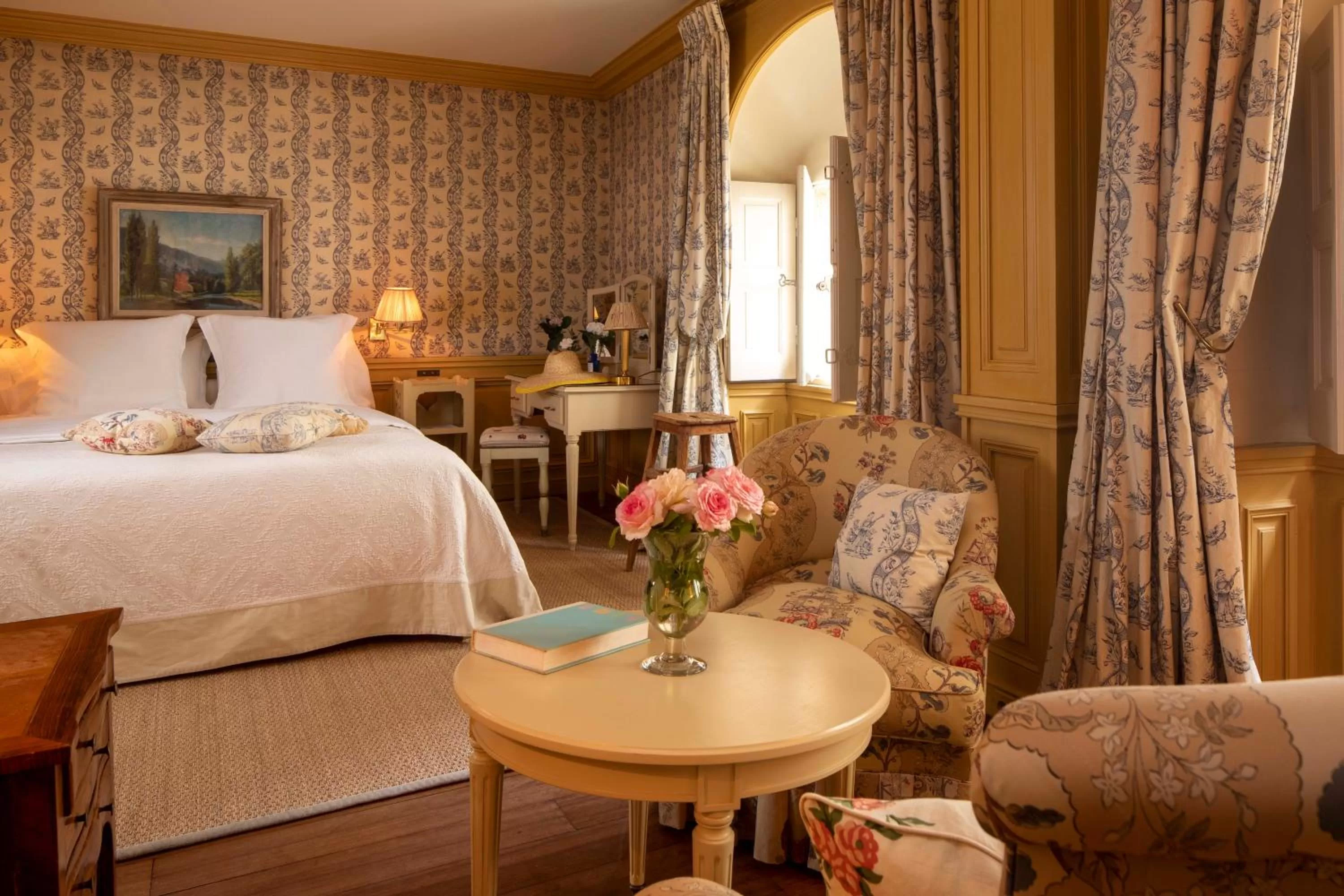 Bedroom, Bed in La Mirande