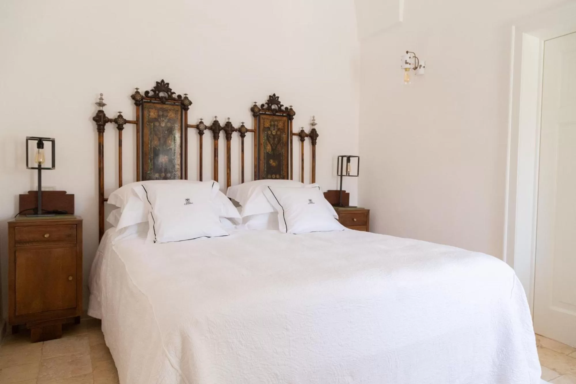 Bed in Dimora Graziana 1909