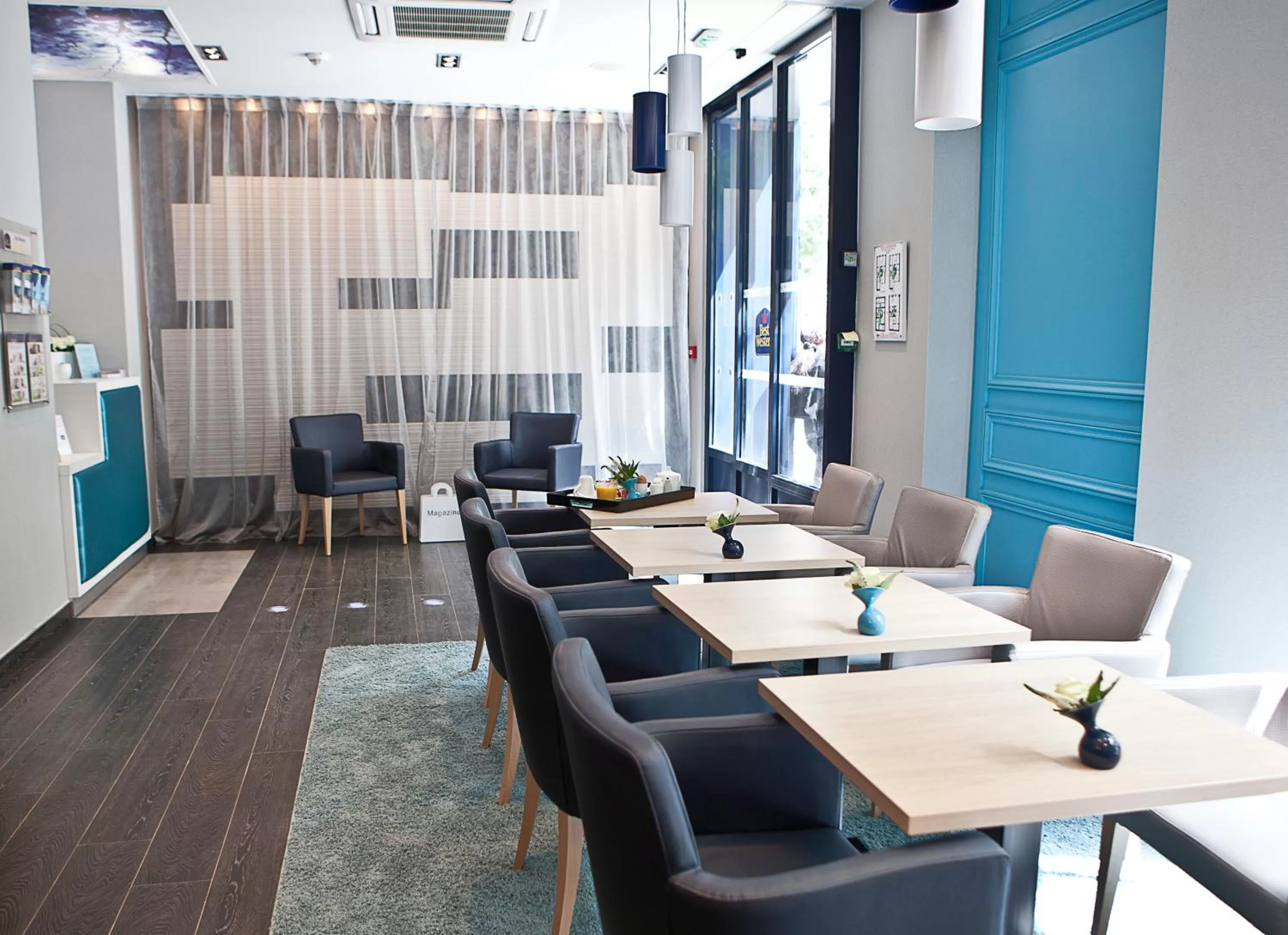 Restaurant/places to eat in Prince Albert Montmartre