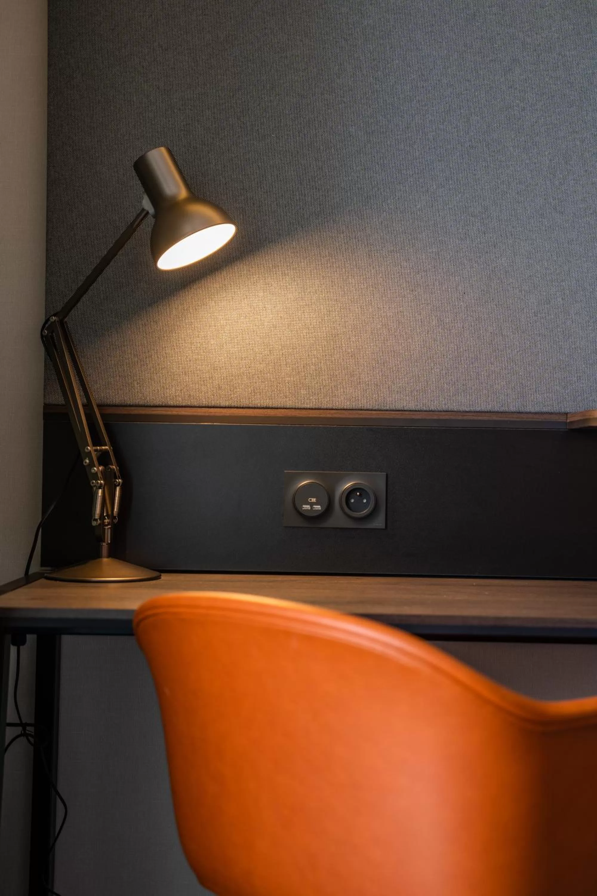 Seating area in Holiday Inn - Bordeaux-Merignac by IHG