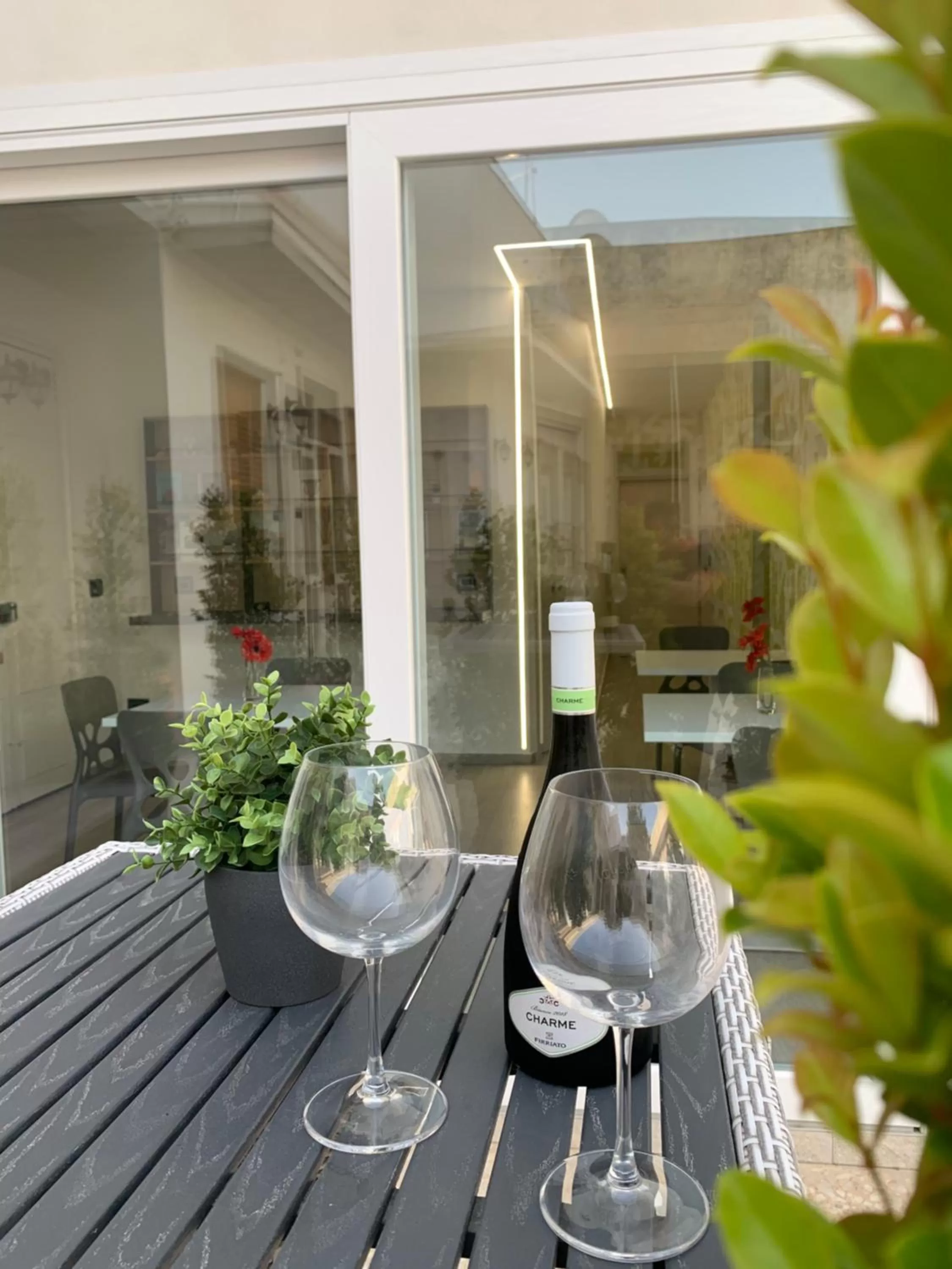 Patio in Thalya Luxury Rooms