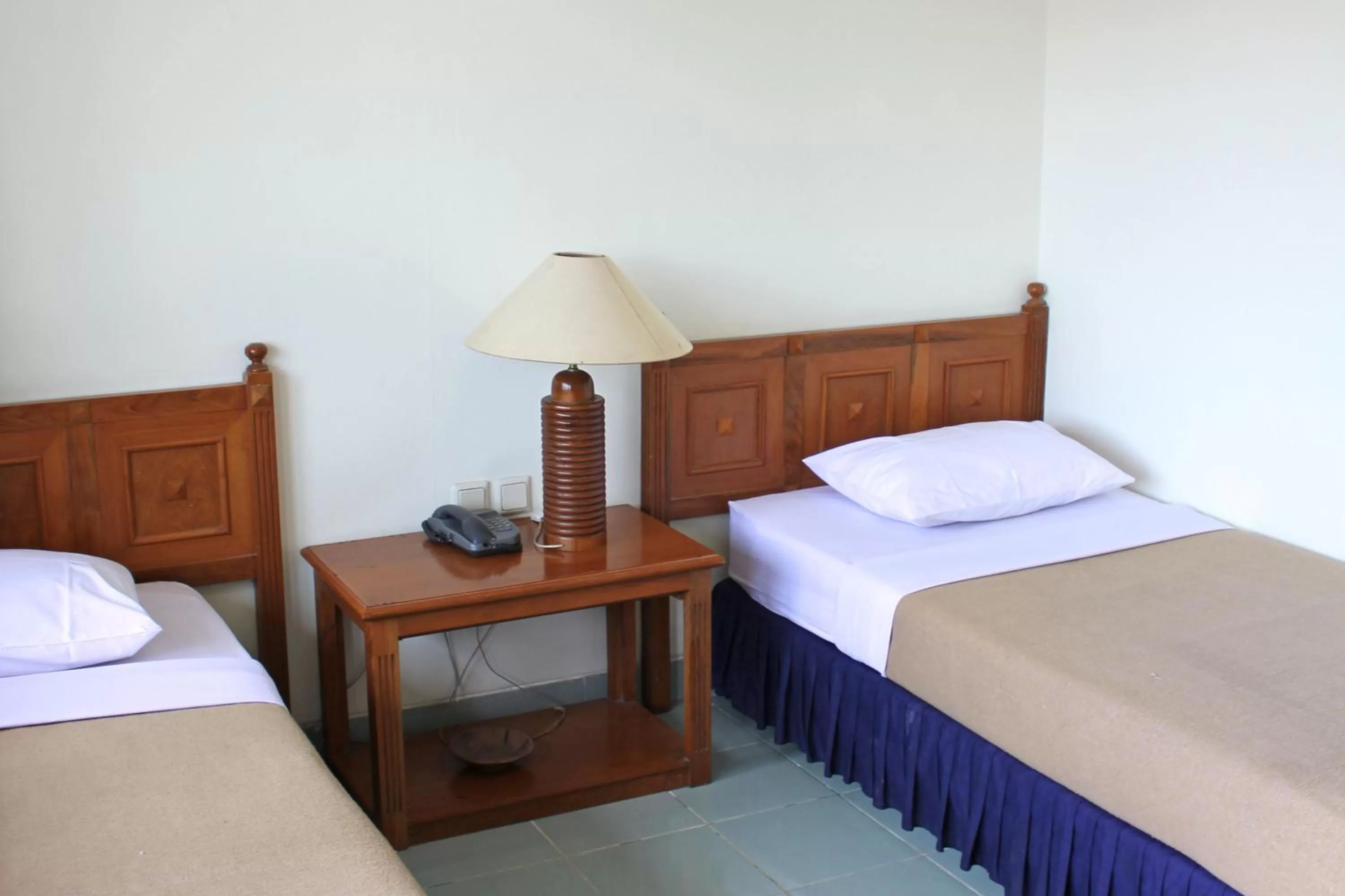 Bedroom, Bed in Hotel Winotosastro Garden