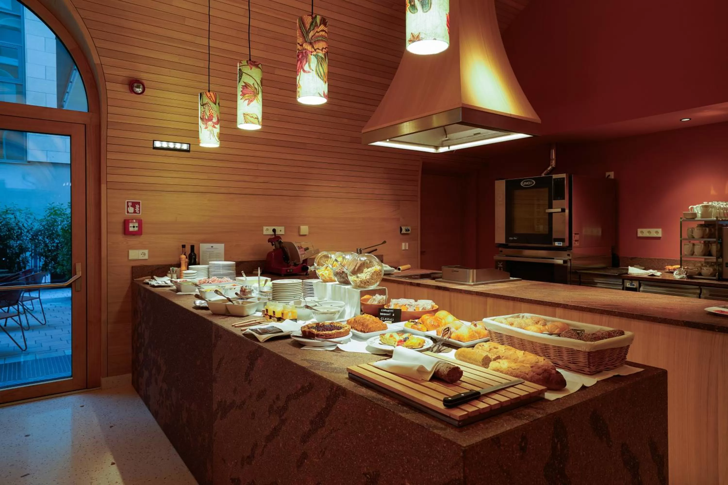 Breakfast in Hotel La Briosa