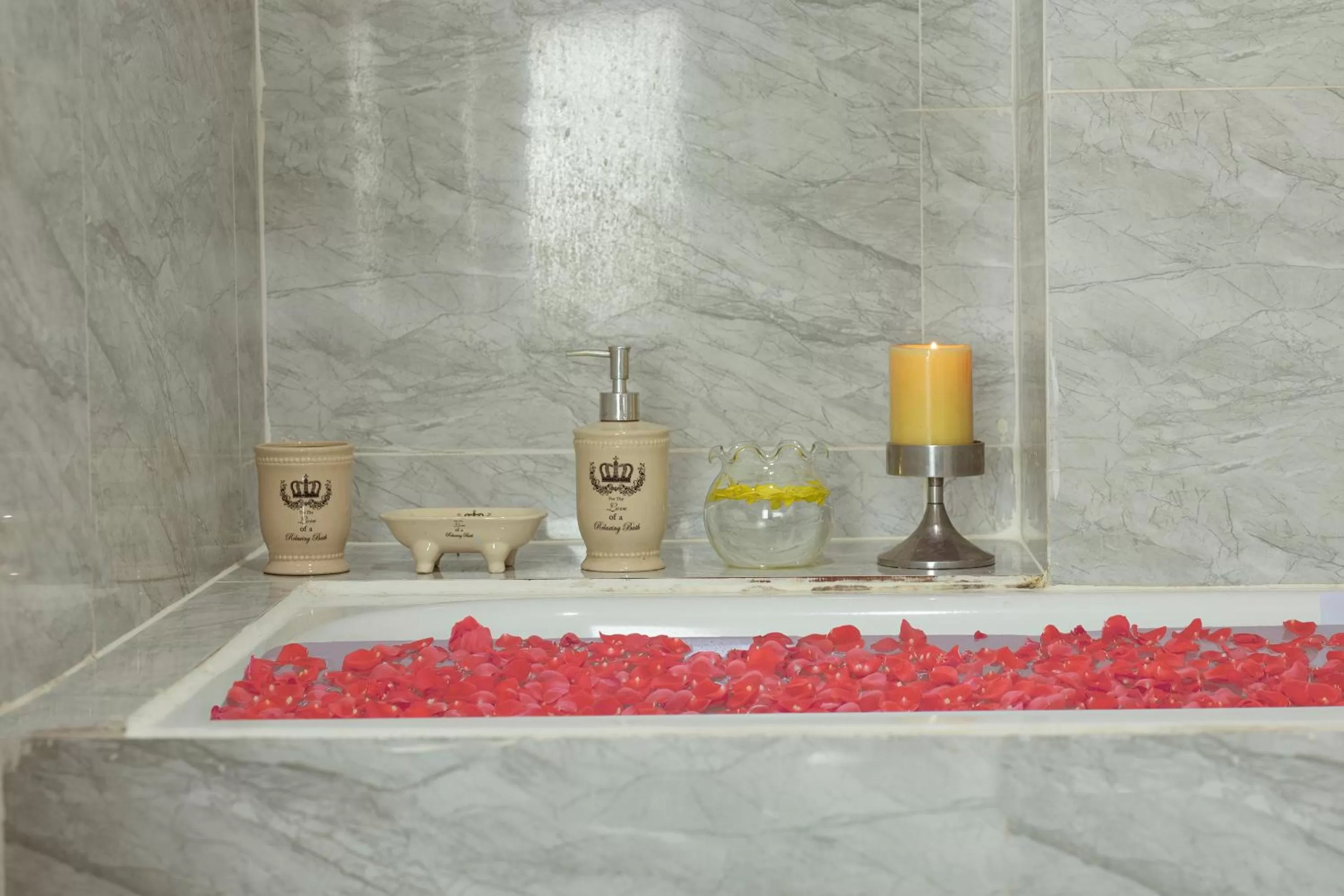 Bath in Vilion Central Hotel & Spa