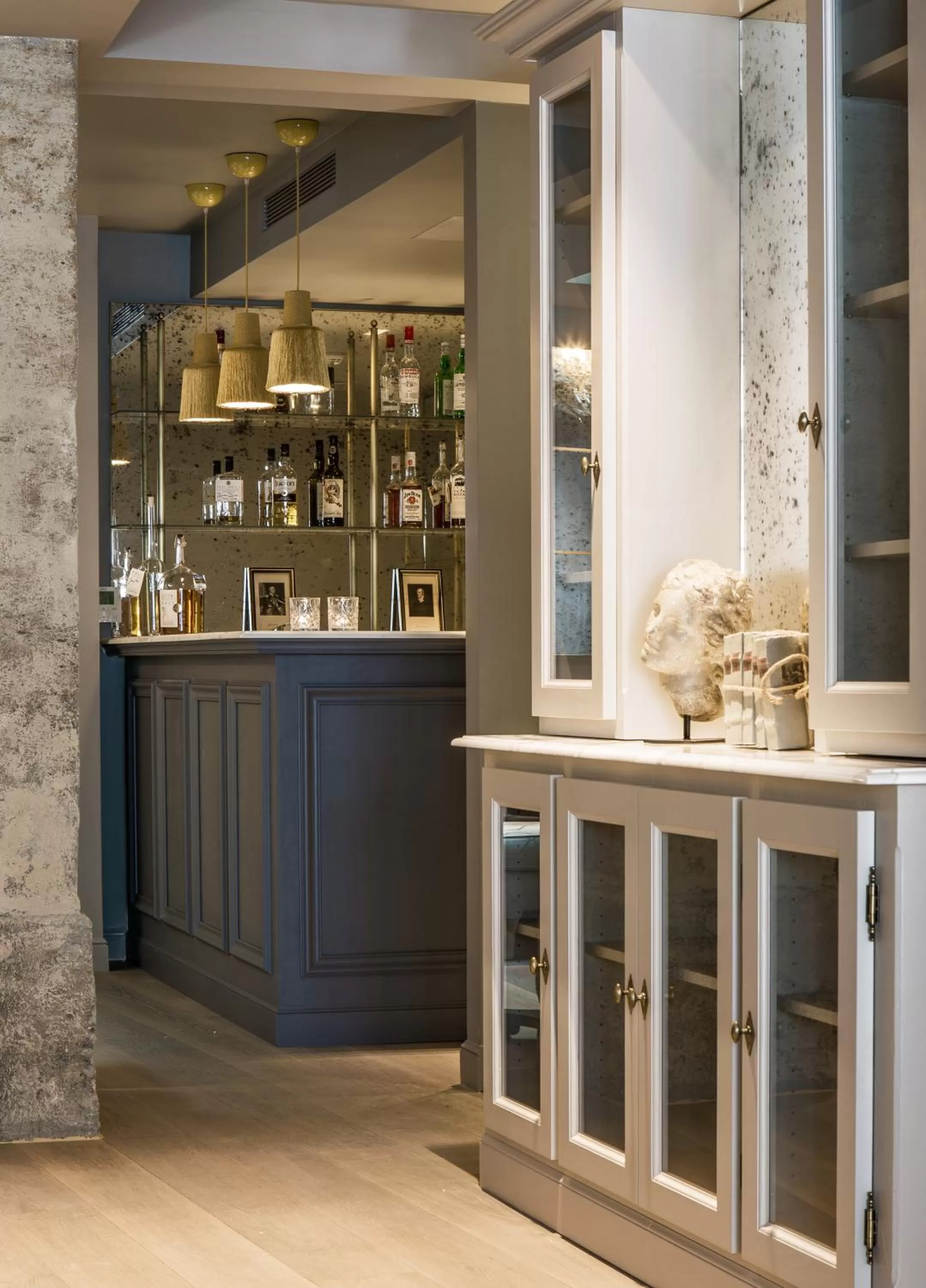 Lounge or bar in Charles V