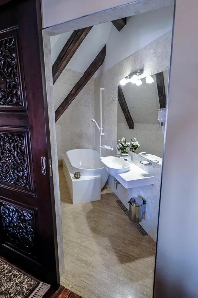 Bathroom in Hotel Ebersbach