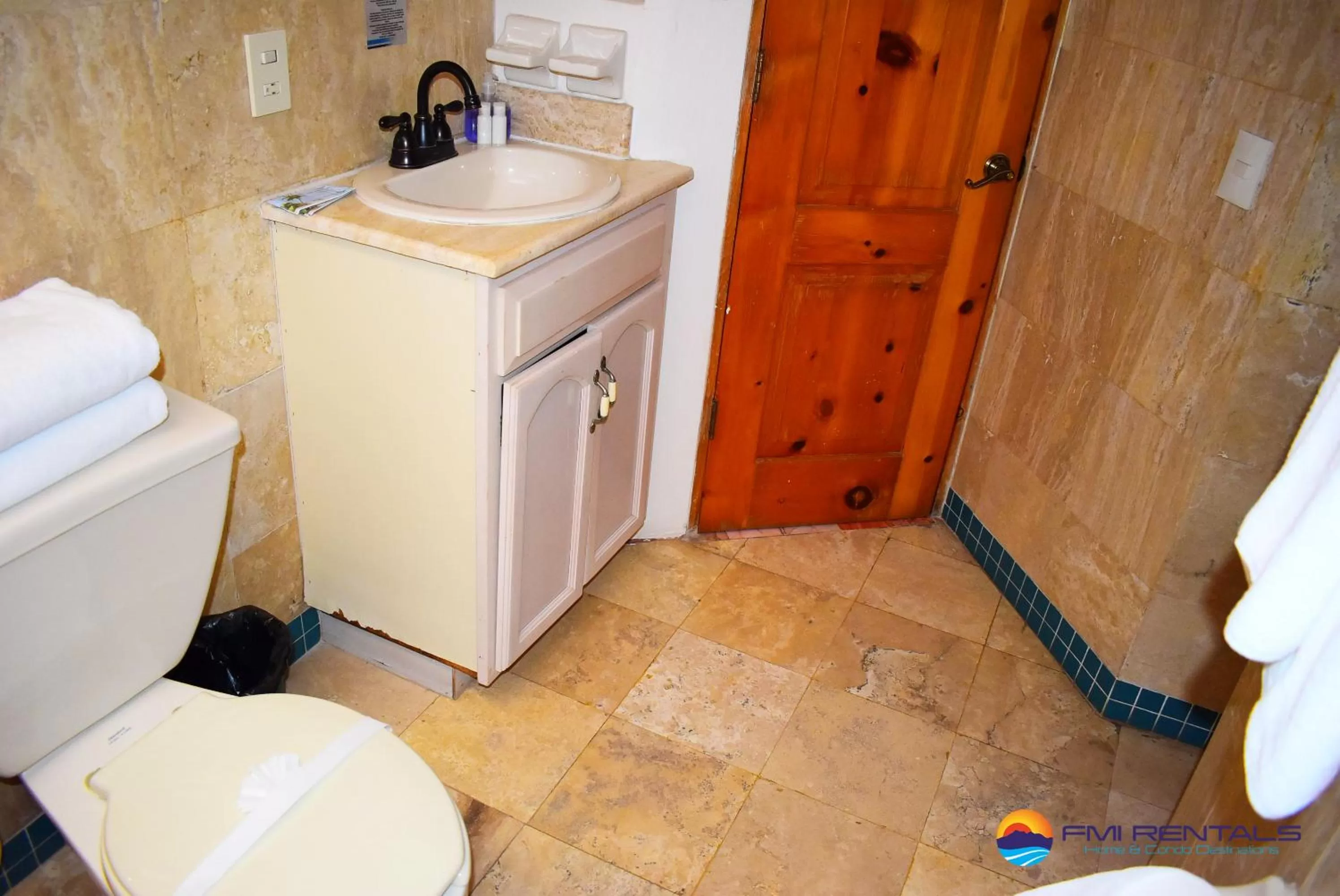 Toilet, Bathroom in Marina Pinacate Villa-08