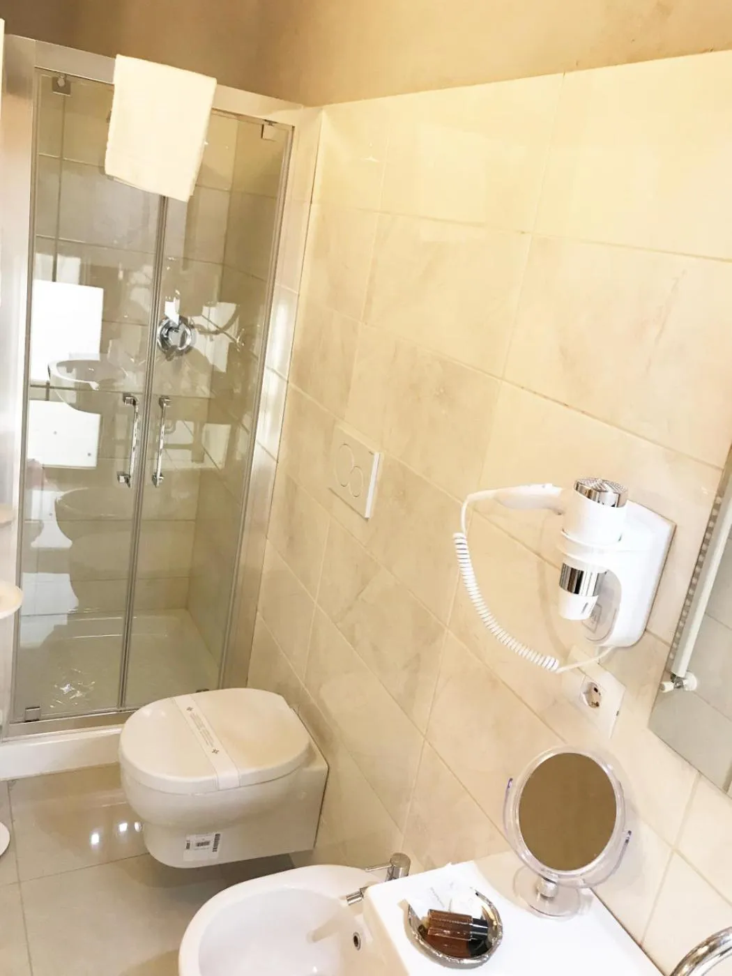 Shower in Hotel Volterra In Superior